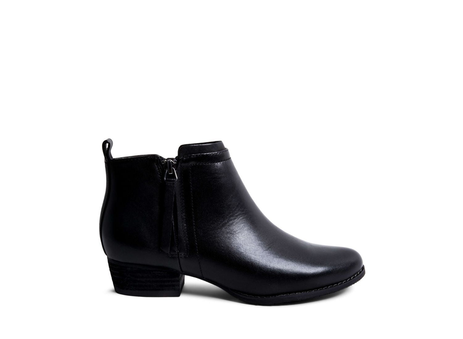 INCHARGES WATERPROOF BLACK LEATHER - Shoes - Steve Madden Canada