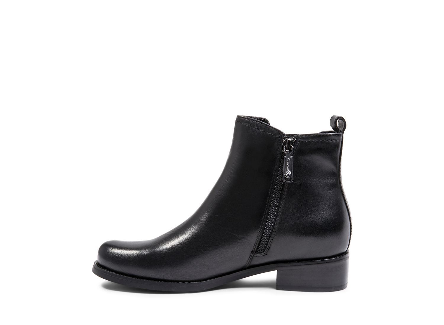 VARCITI WATERPROOF BLACK LEATHER - Shoes - Steve Madden Canada