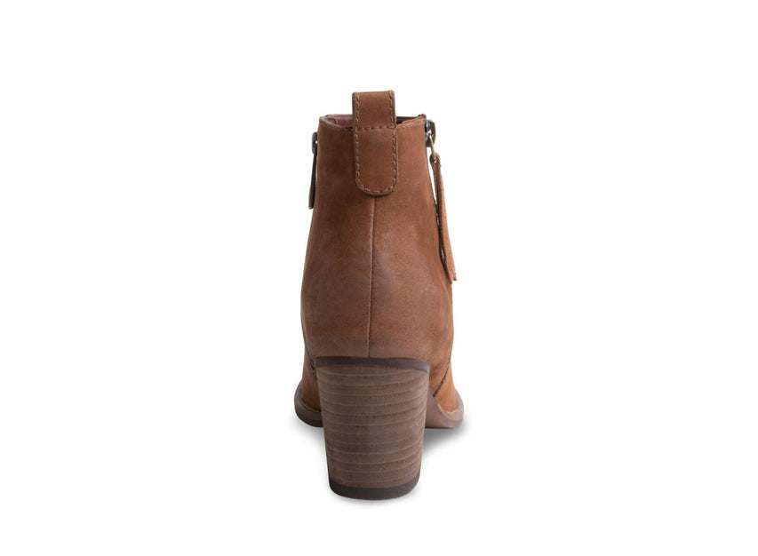 VEGAS WATERPROOF TAN NUBUCK - Shoes - Steve Madden Canada