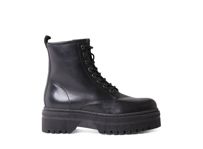 AUBREE BLACK LEATHER