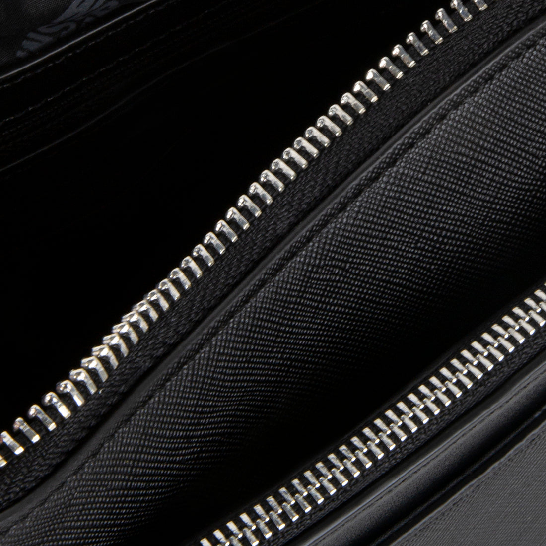 BAERO BLACK - Handbags - Steve Madden Canada