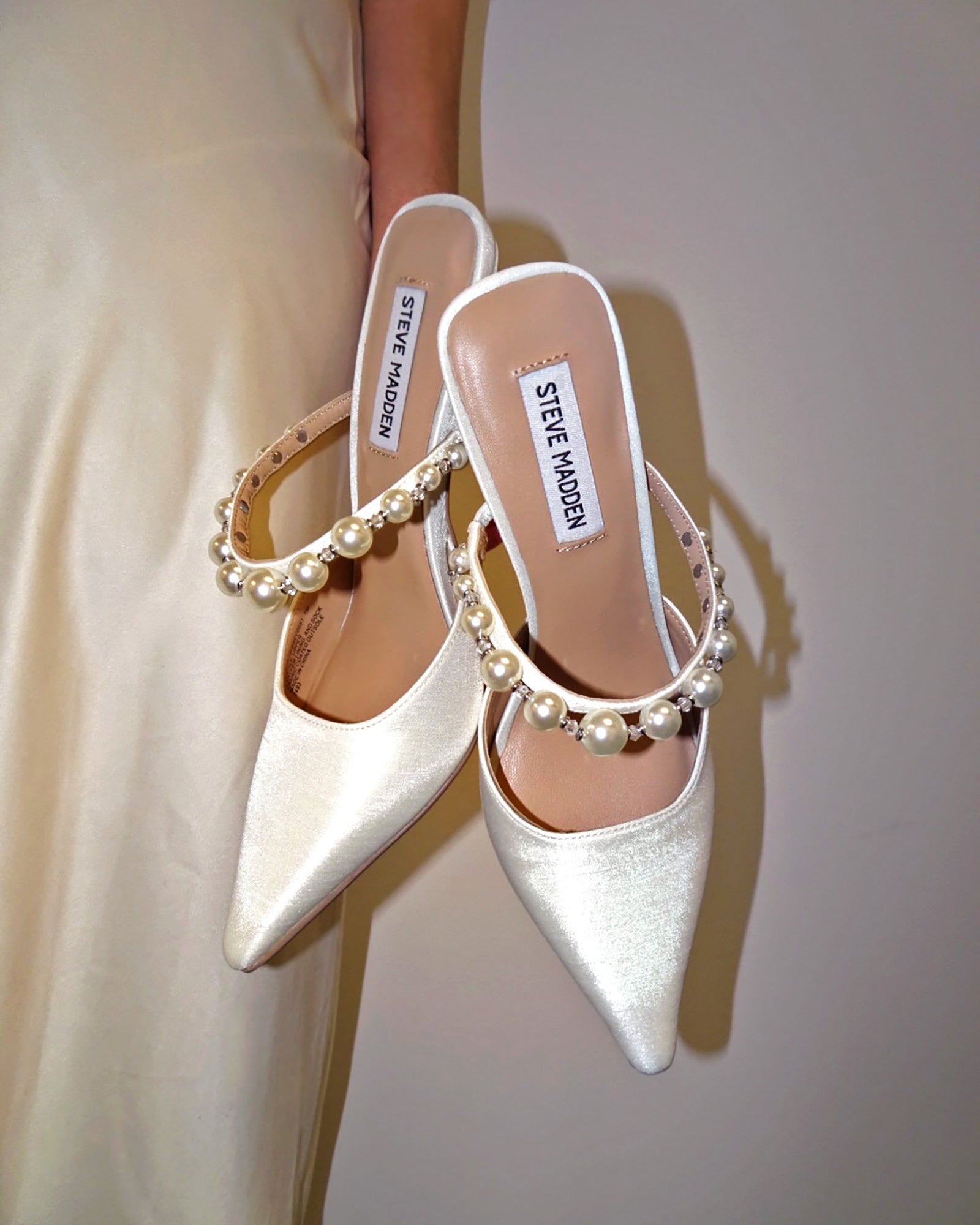 BRECKI-P WHITE FABRIC - Women's Shoes - Steve Madden Canada