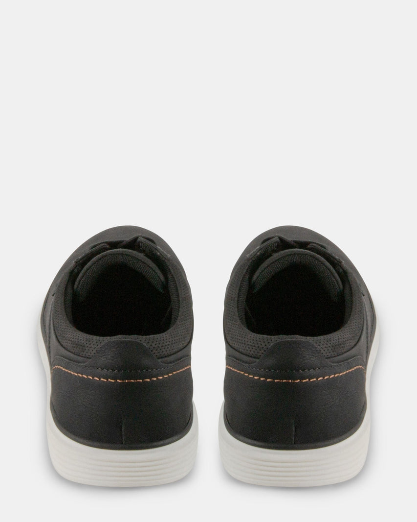 ORRO BLACK NUBUCK - Men's Shoes - Steve Madden Canada