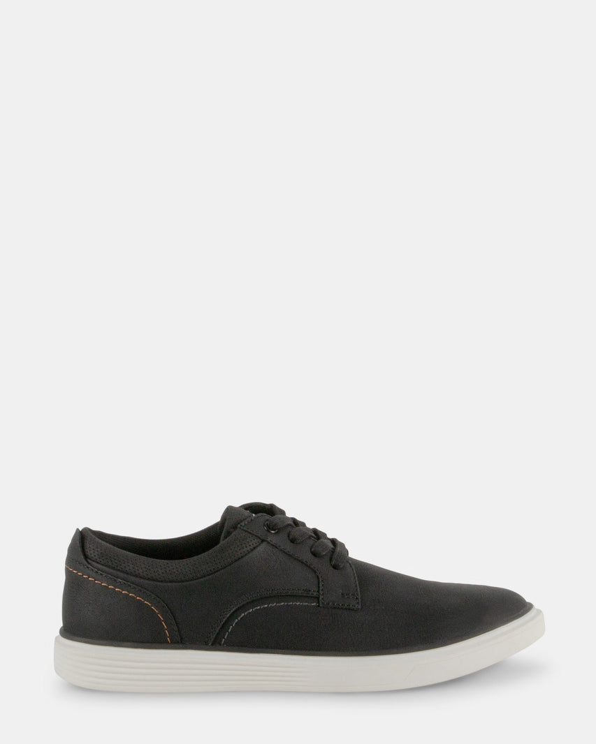 ORRO BLACK NUBUCK - Men's Shoes - Steve Madden Canada