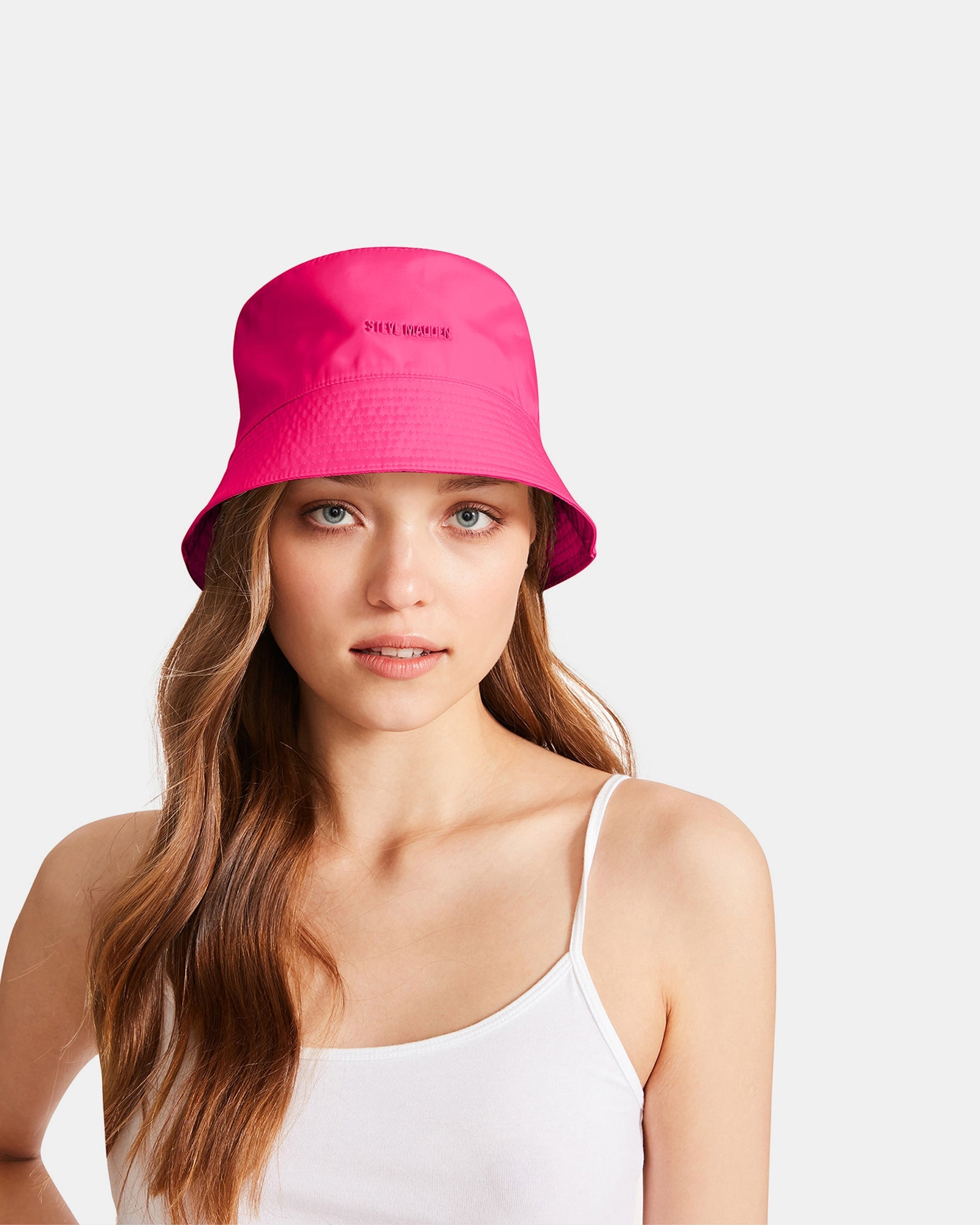 NYLON BUCKET HAT PINK - Accessories - Steve Madden Canada