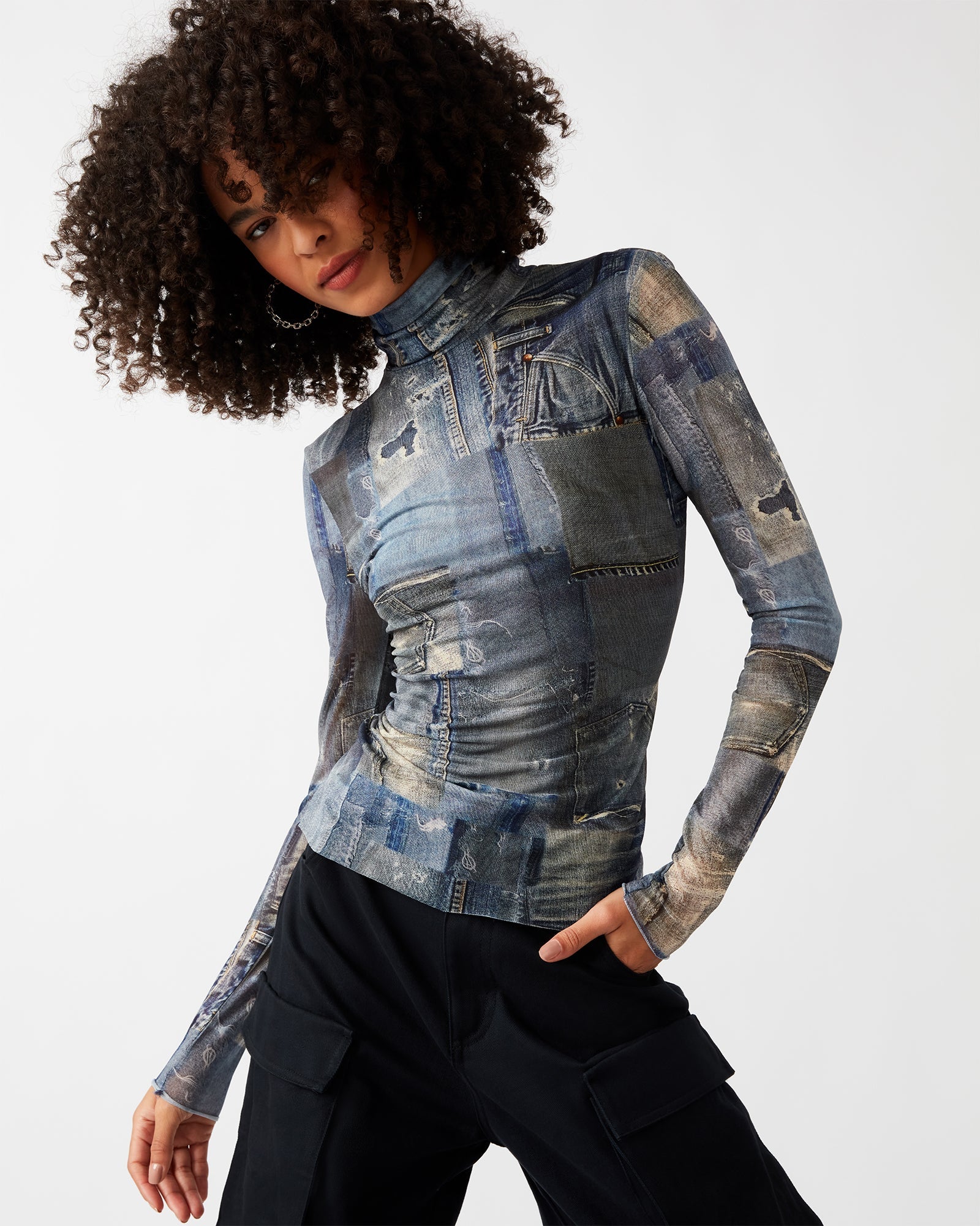 FIONA TOP DENIM - Clothing - Steve Madden Canada