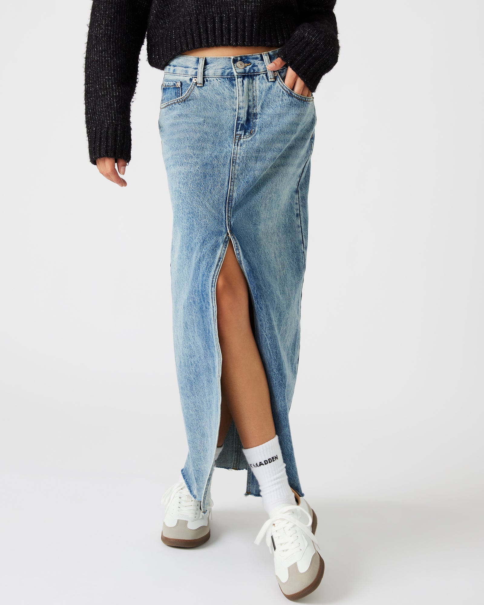 AVANI BLUE DENIM SKIRT - Clothing - Steve Madden Canada