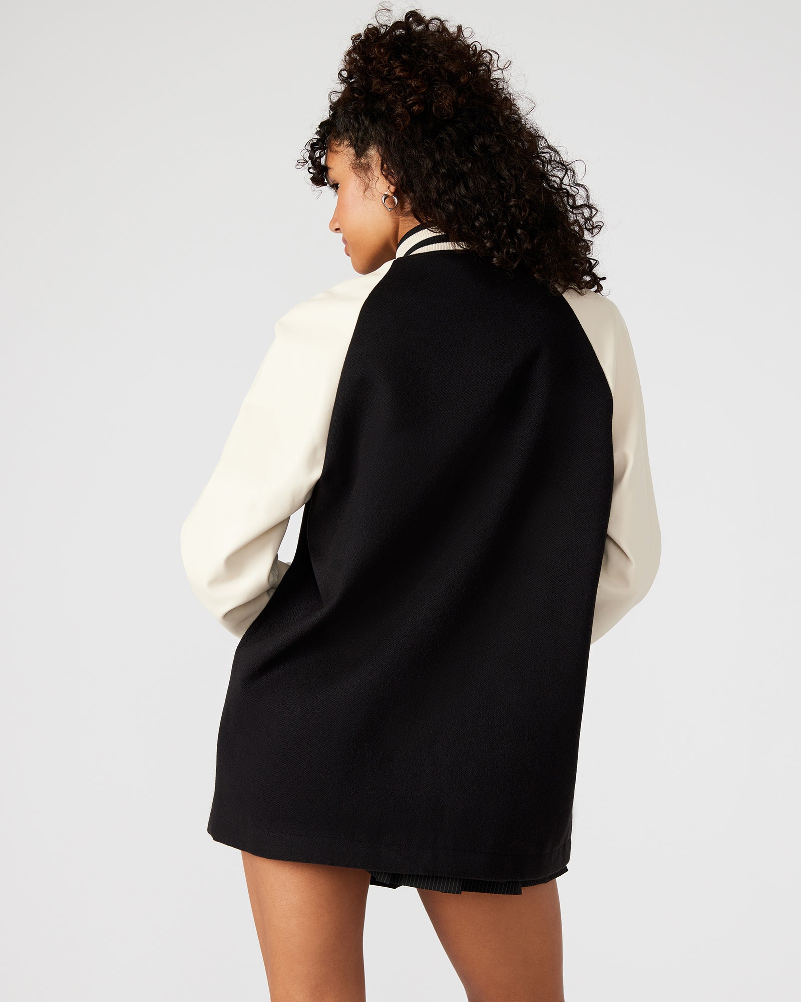 SKYLIE JACKET BLACK - Clothing - Steve Madden Canada