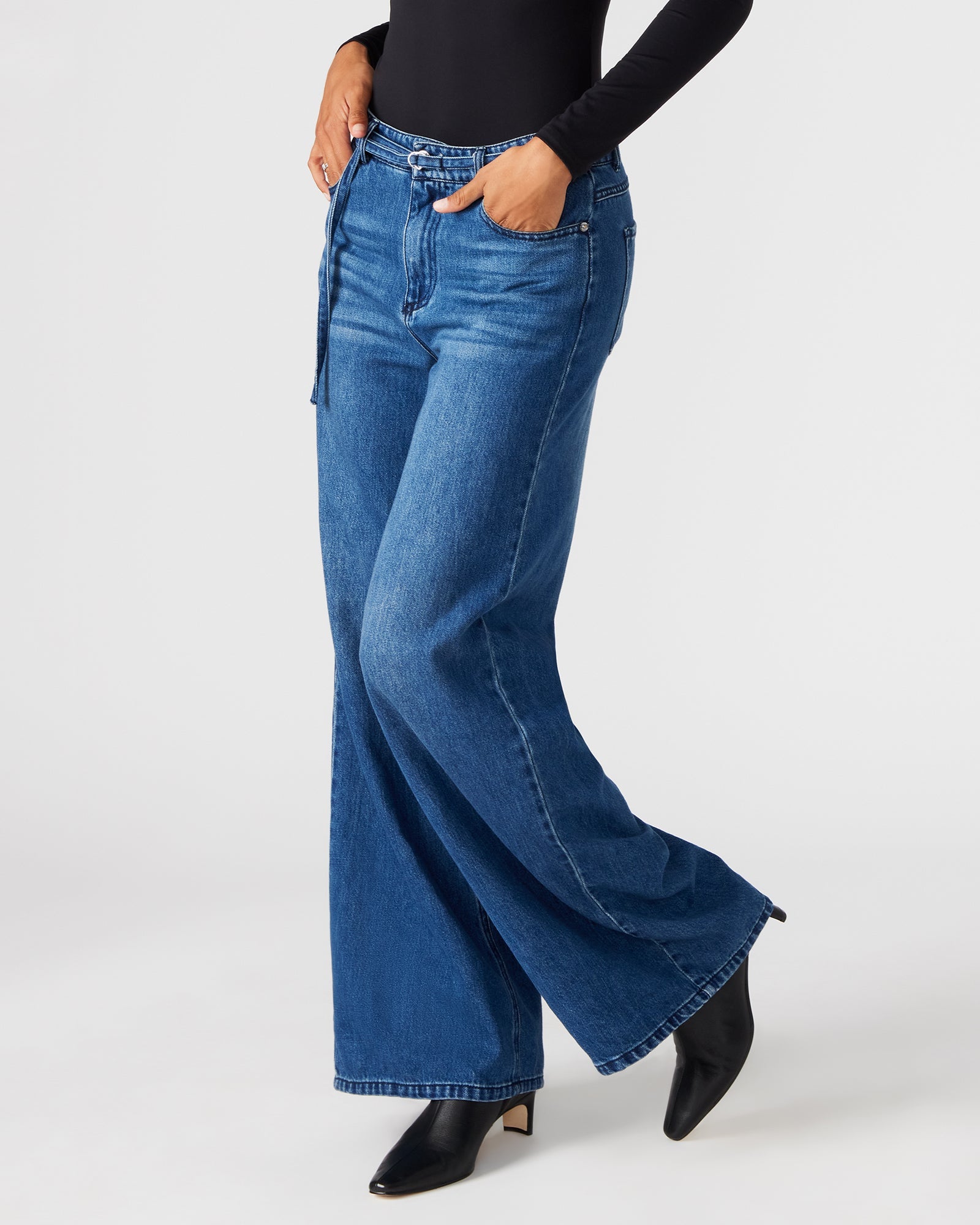 SERENITY PANT DENIM - Clothing - Steve Madden Canada