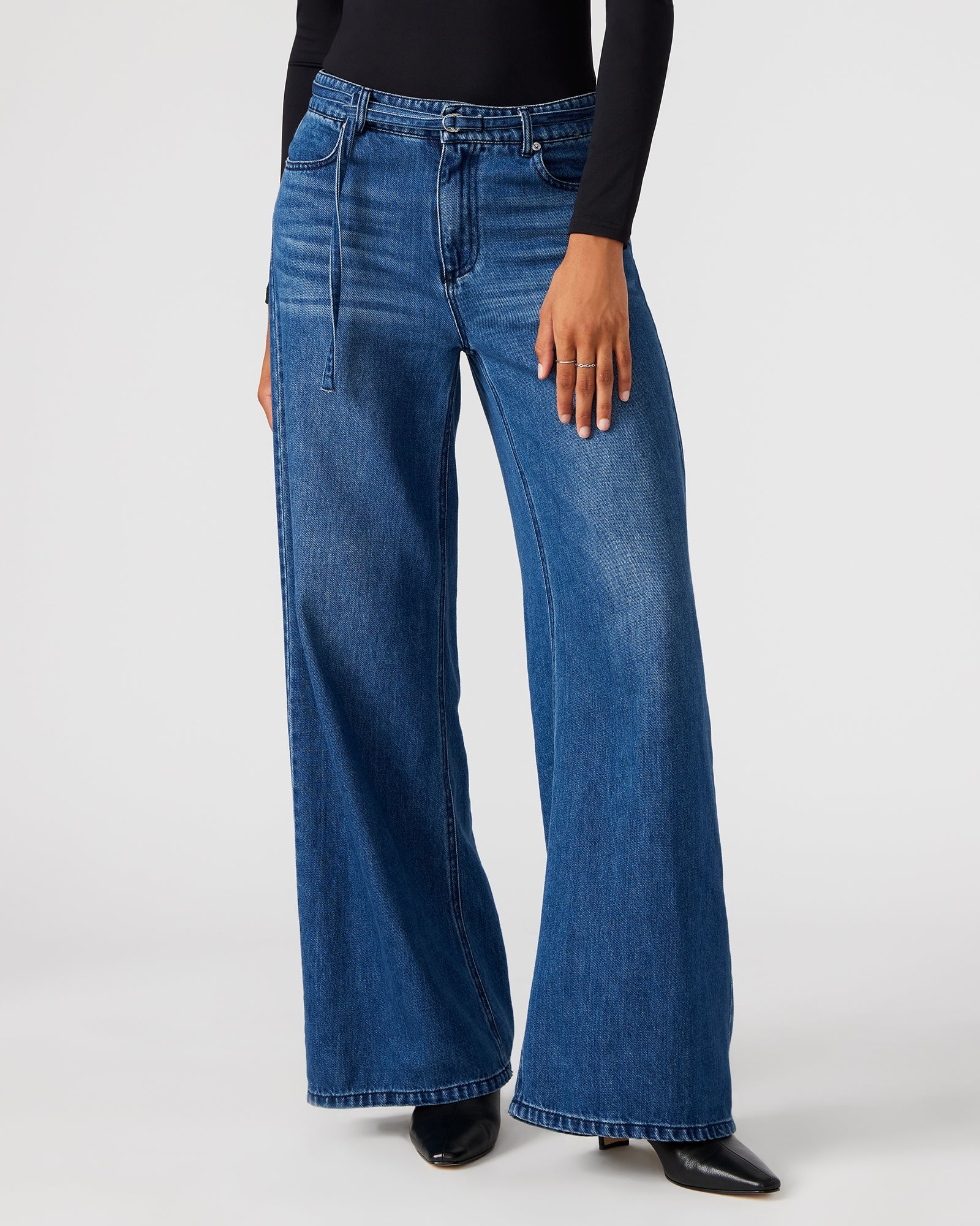 SERENITY PANT DENIM - Clothing - Steve Madden Canada