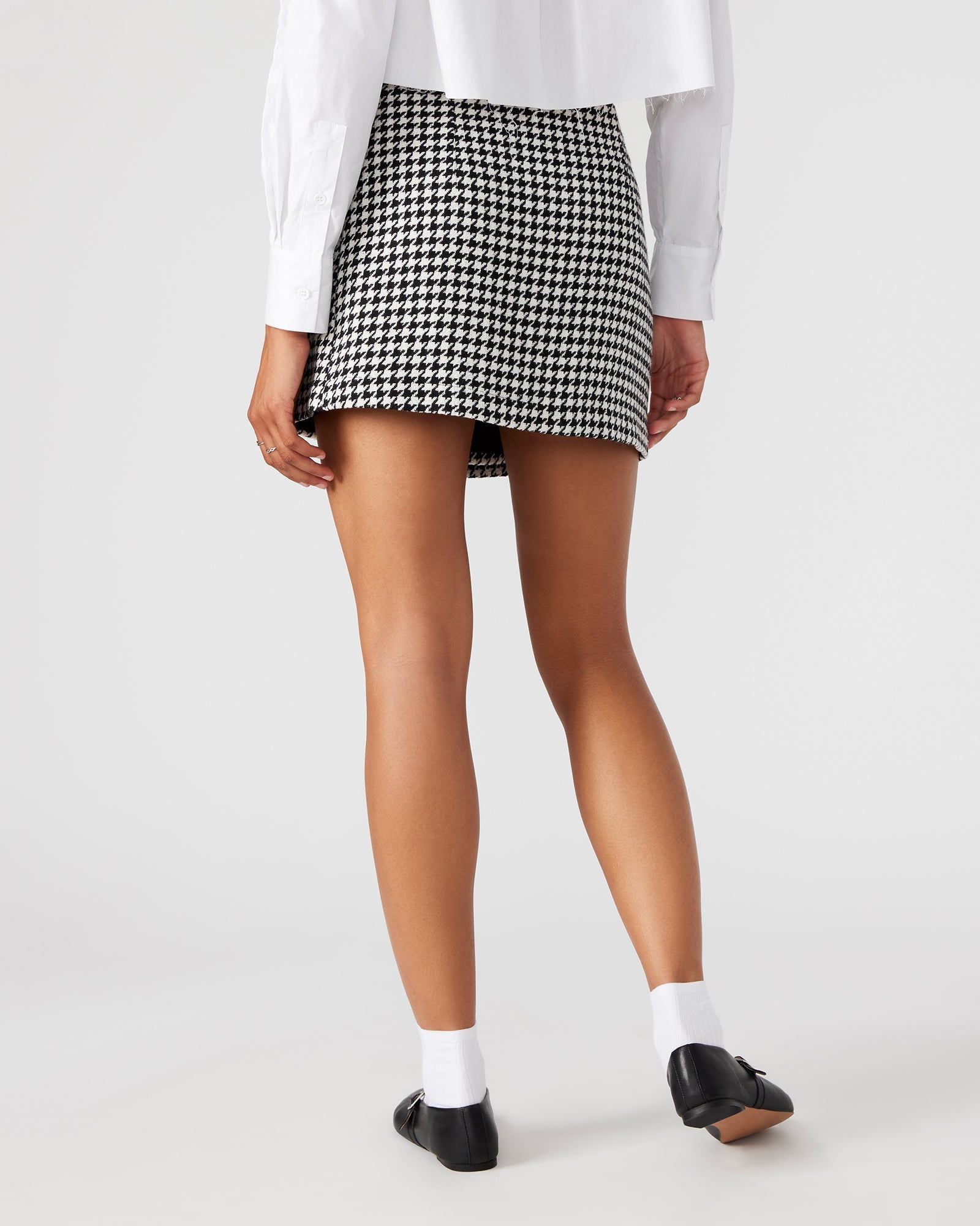 LEON SKIRT BLACK MULTI - Clothing - Steve Madden Canada