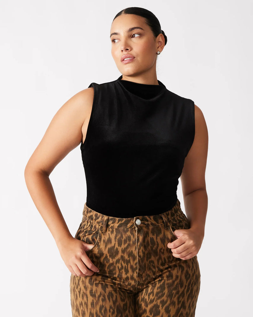 NIKOLA TOP BLACK - Clothing - Steve Madden Canada