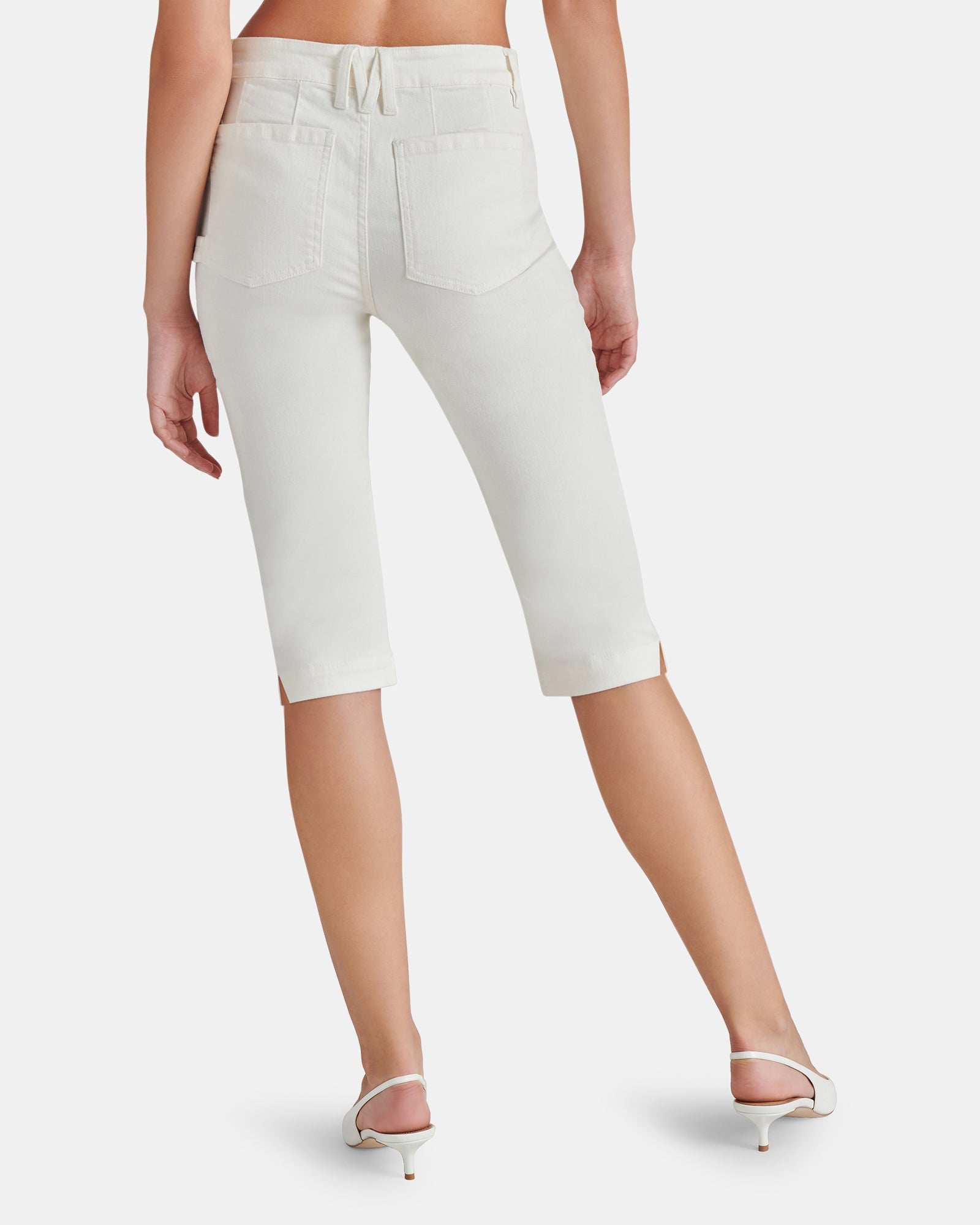 DELRAY CAPRI PANT WHITE - Clothing - Steve Madden Canada