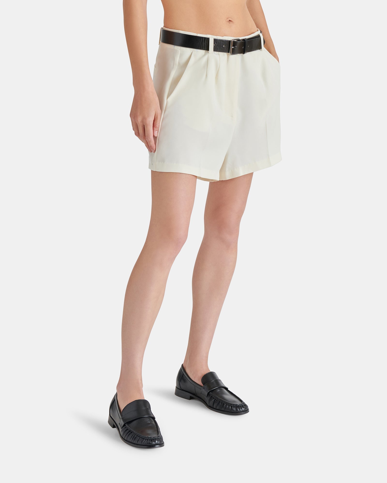 INGRIDA SHORTS WHITE - Clothing - Steve Madden Canada