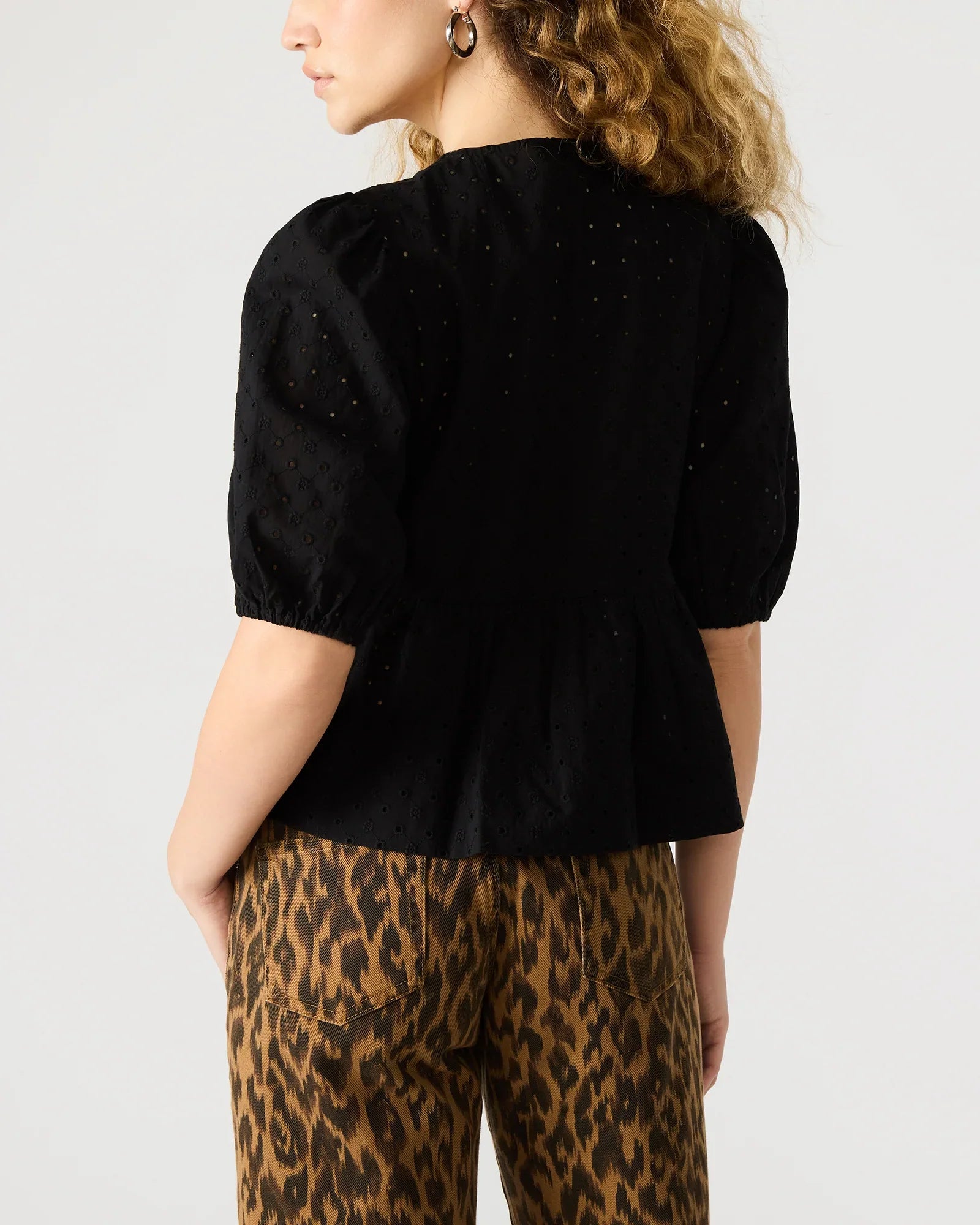 PAULA TOP BLACK - Clothing - Steve Madden Canada
