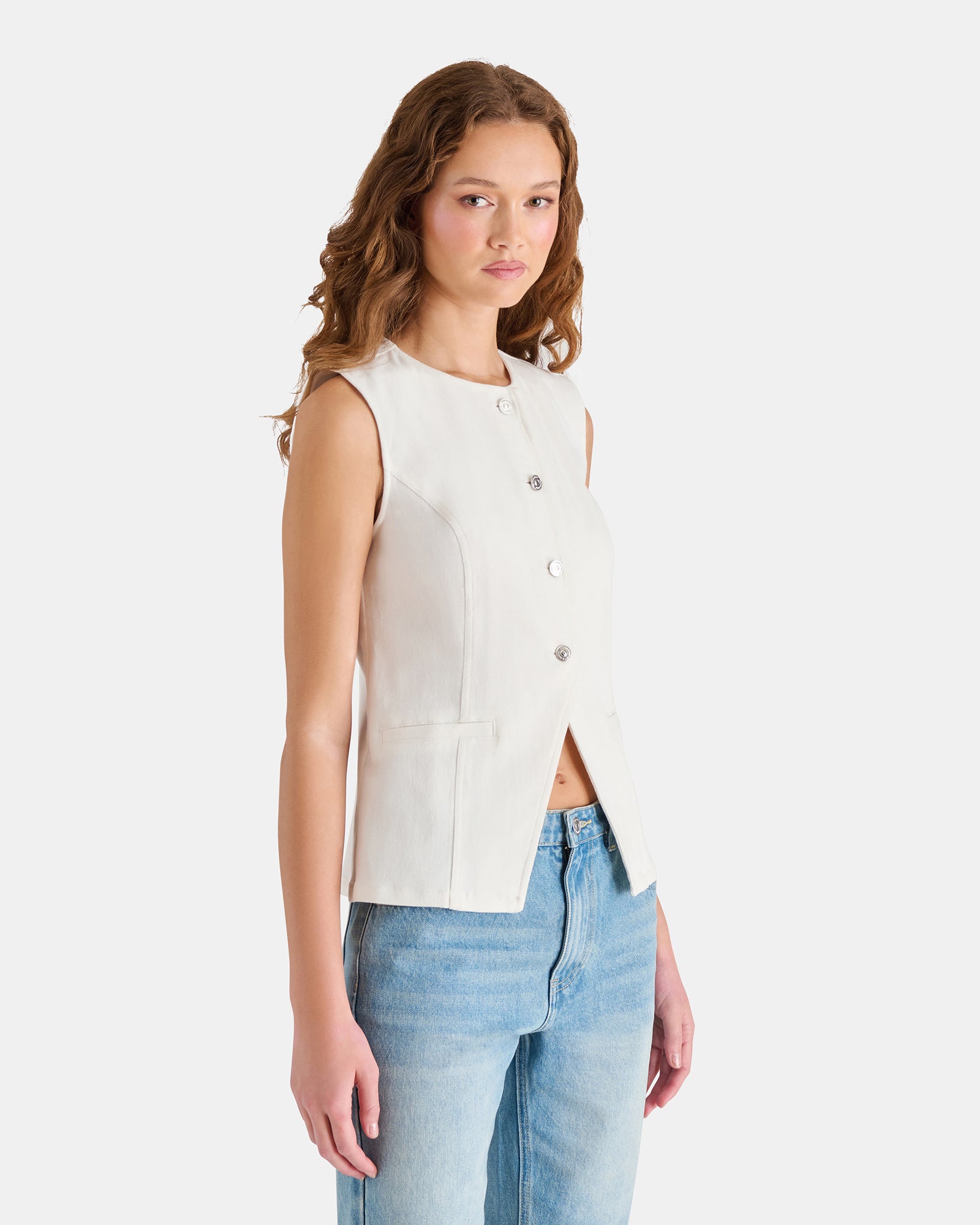 WESLEY TOP WHITE - Clothing - Steve Madden Canada
