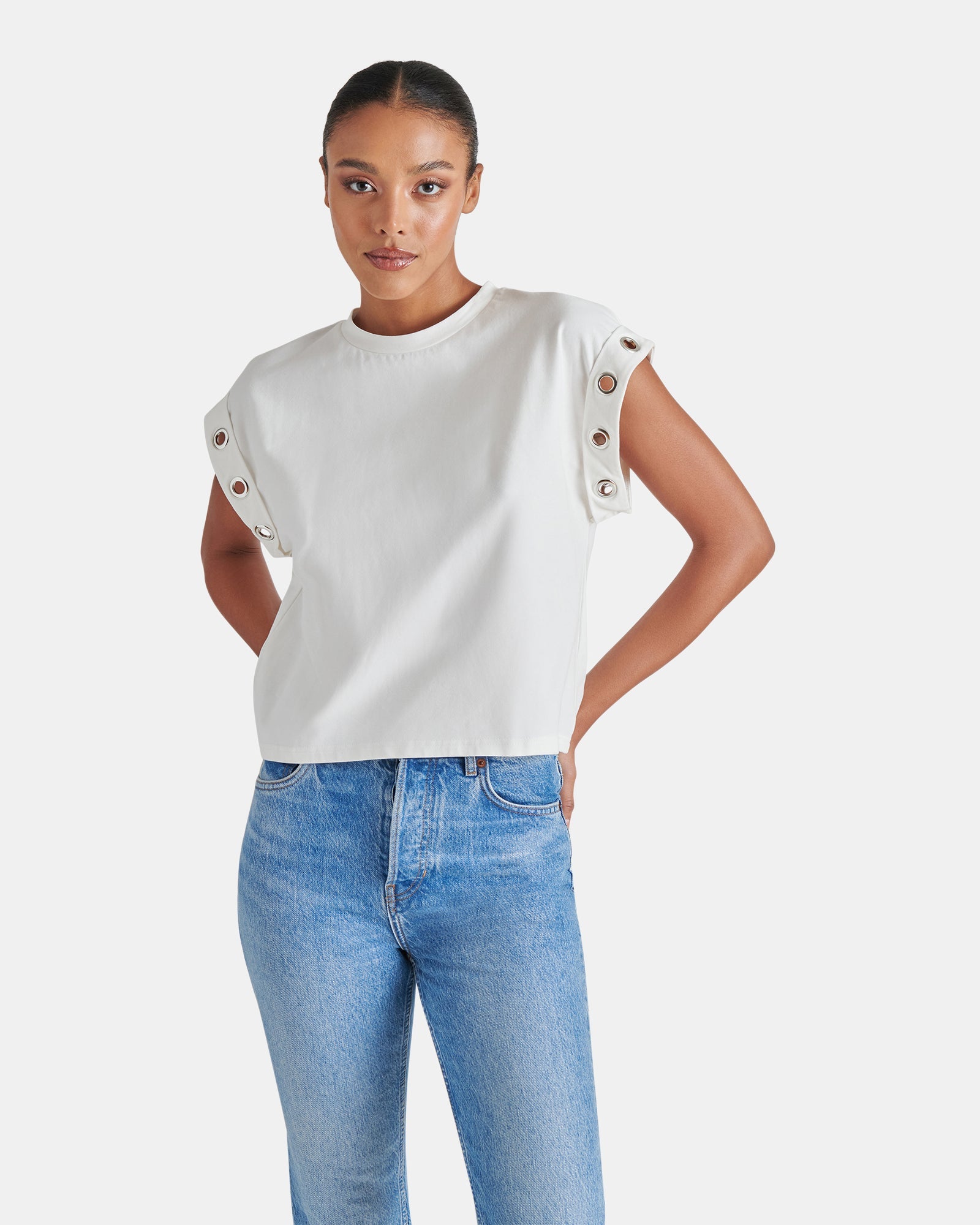 MADDOX TOP WHITE - Clothing - Steve Madden Canada