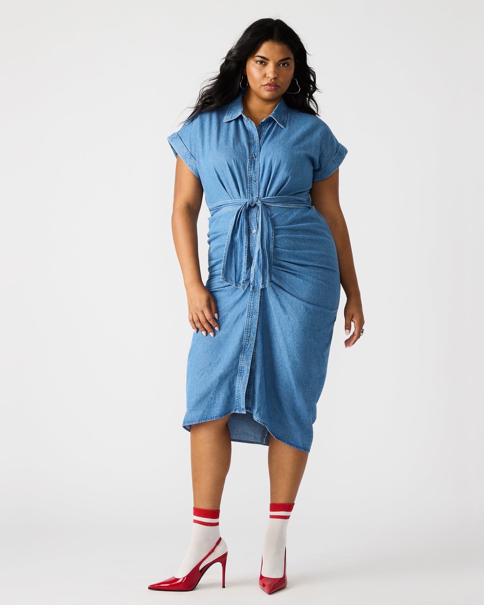 TORI DRESS DENIM LIGHT BLUE DENIM - Clothing - Steve Madden Canada