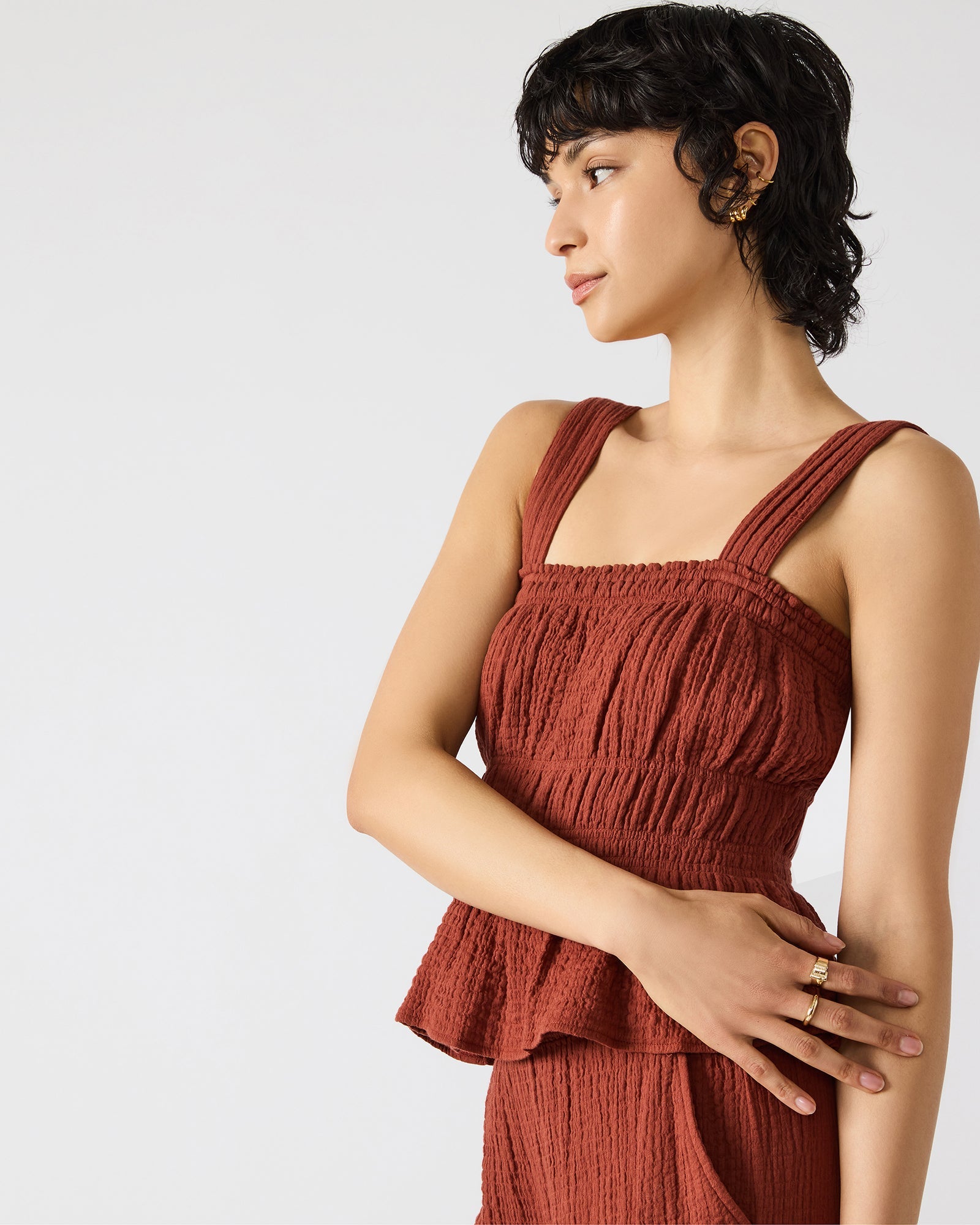 GABRIELLE TOP RUST - Clothing - Steve Madden Canada