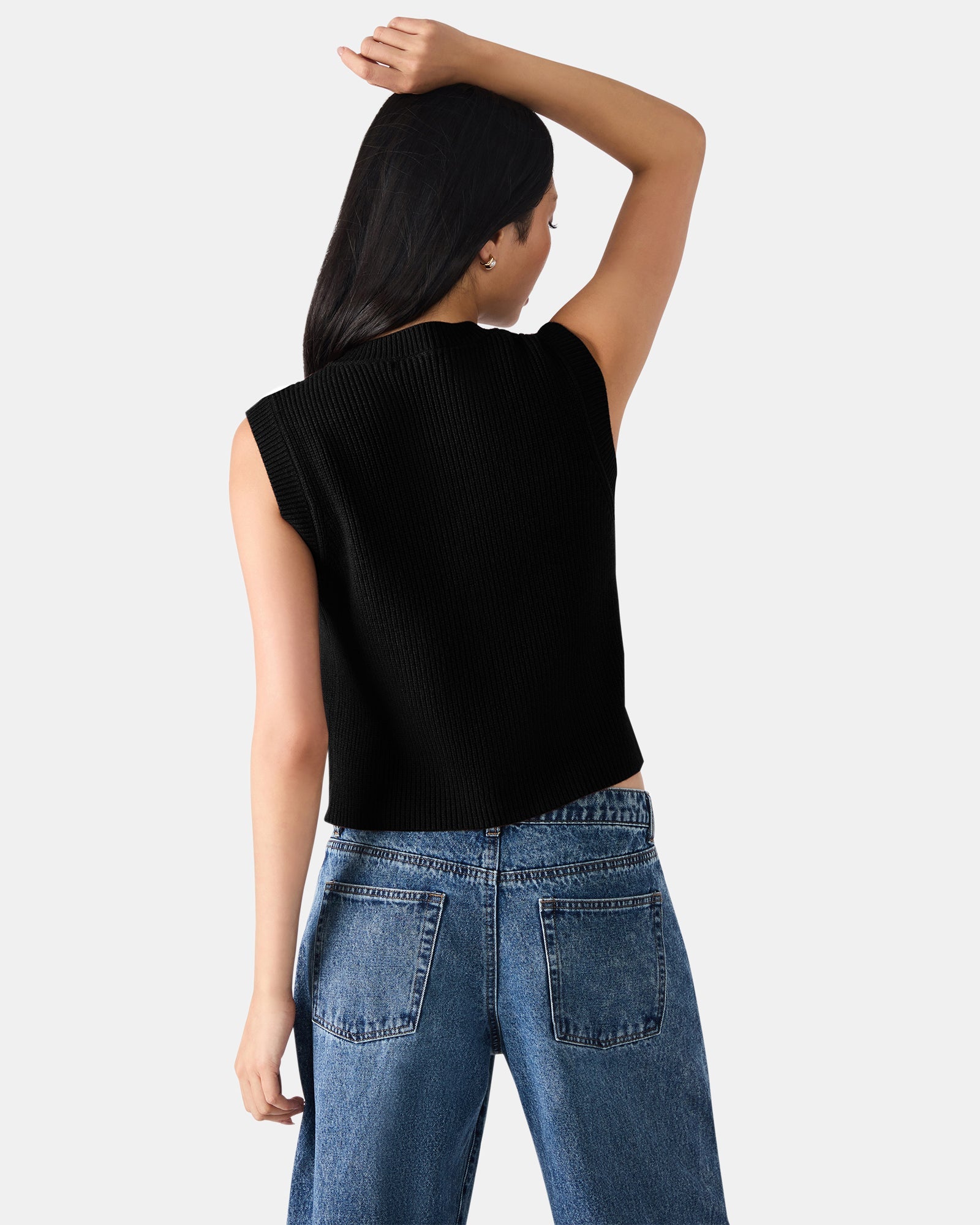 ALIYA SWEATER VEST BLACK - Clothing - Steve Madden Canada