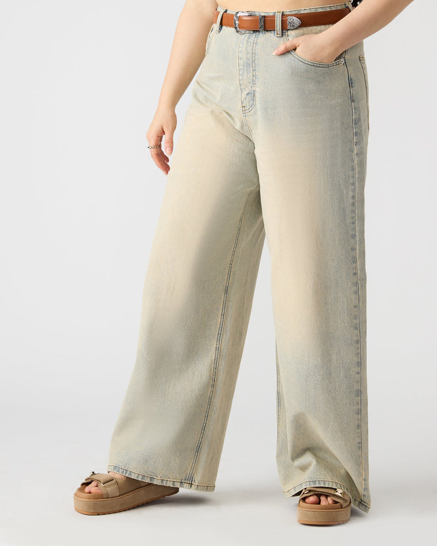 THE MEGA BAGGY LIGHT BLUE DENIM - Clothing - Steve Madden Canada