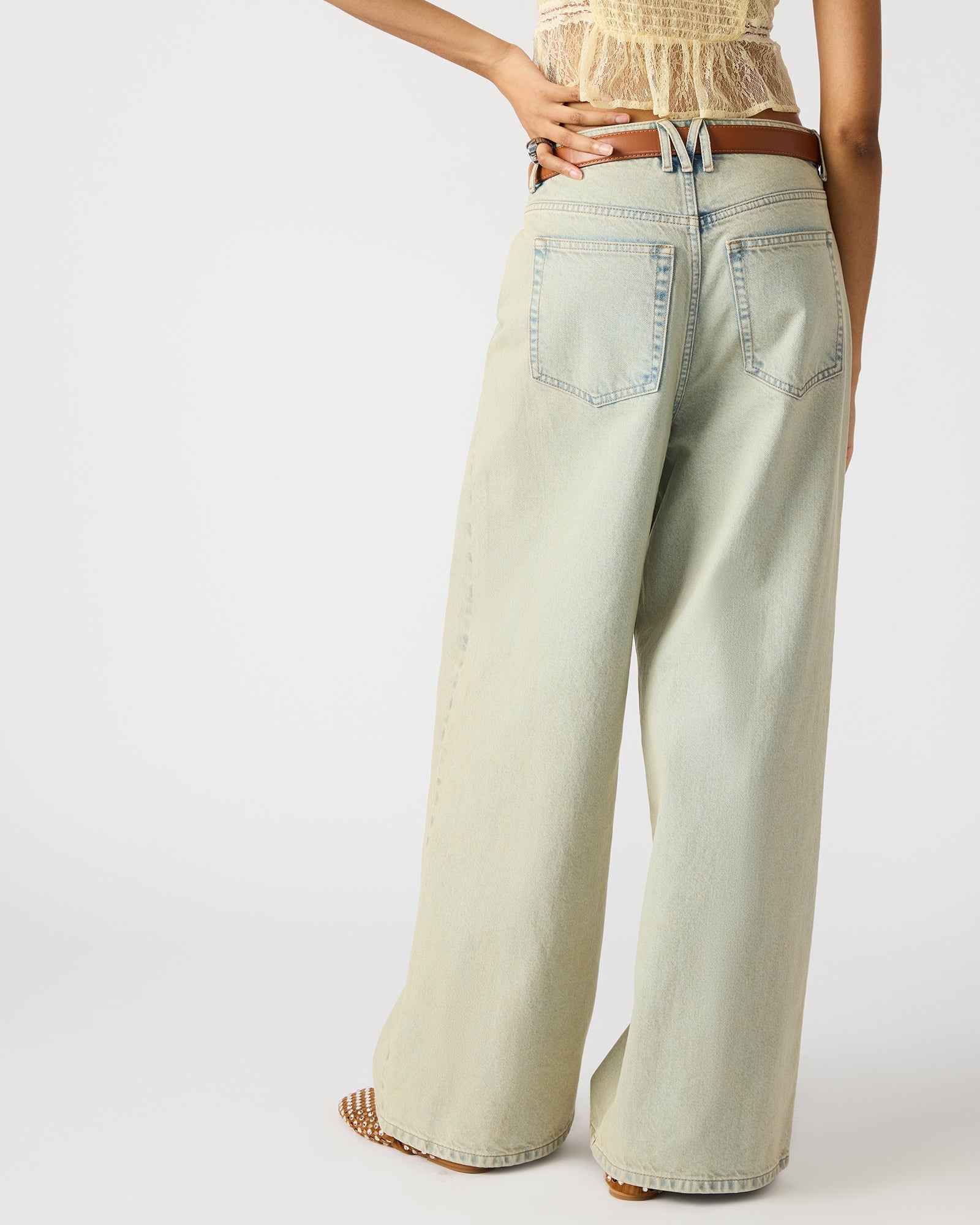 THE MEGA BAGGY LIGHT BLUE DENIM - Clothing - Steve Madden Canada