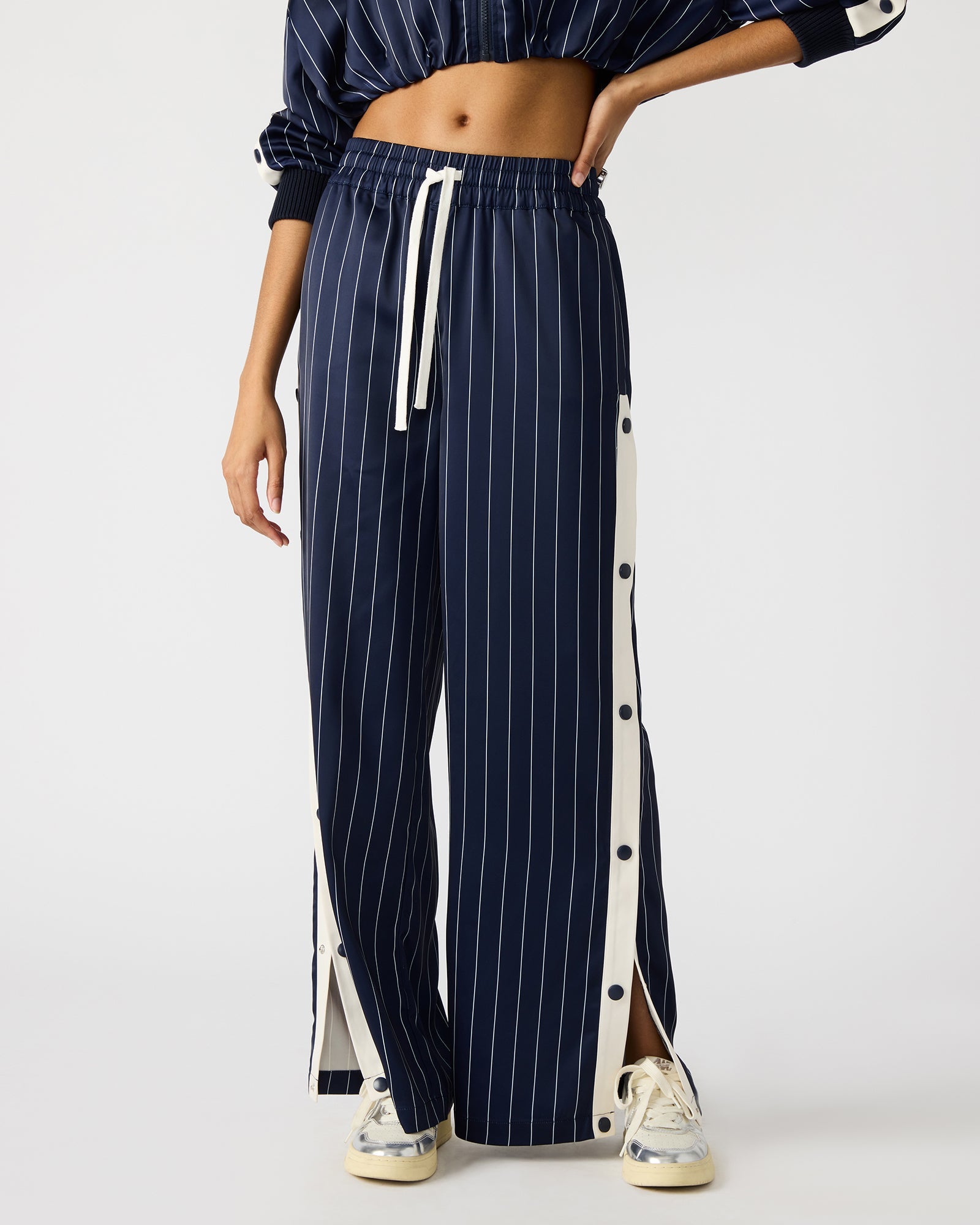 BECKHAM PANT NAVY - Clothing - Steve Madden Canada
