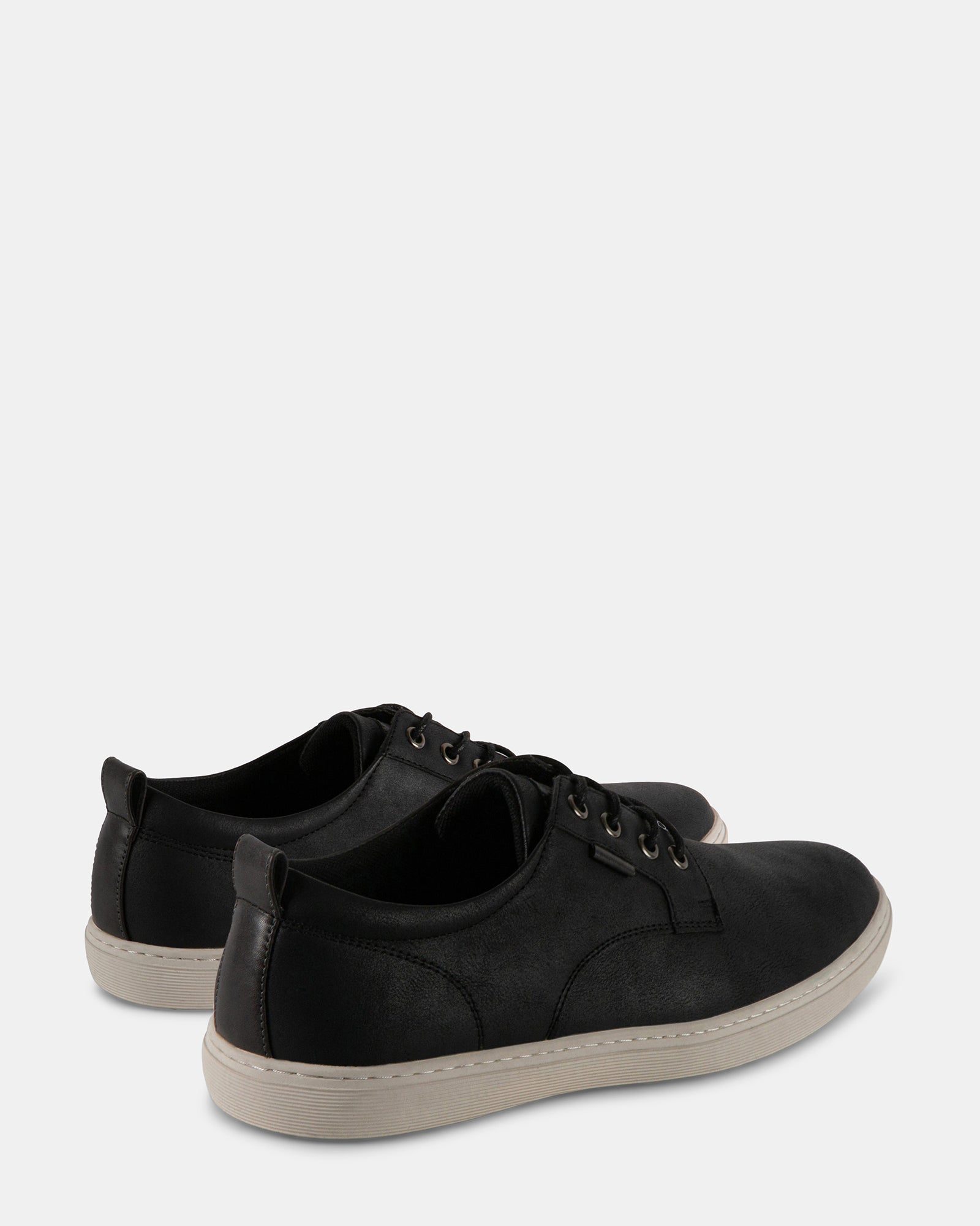 BARILLO BLACK - Men's Shoes - Steve Madden Canada