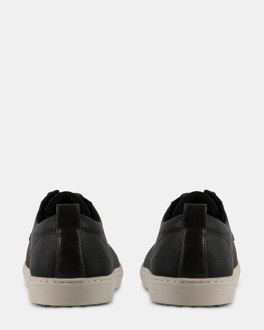 BARILLO BLACK - Men's Shoes - Steve Madden Canada