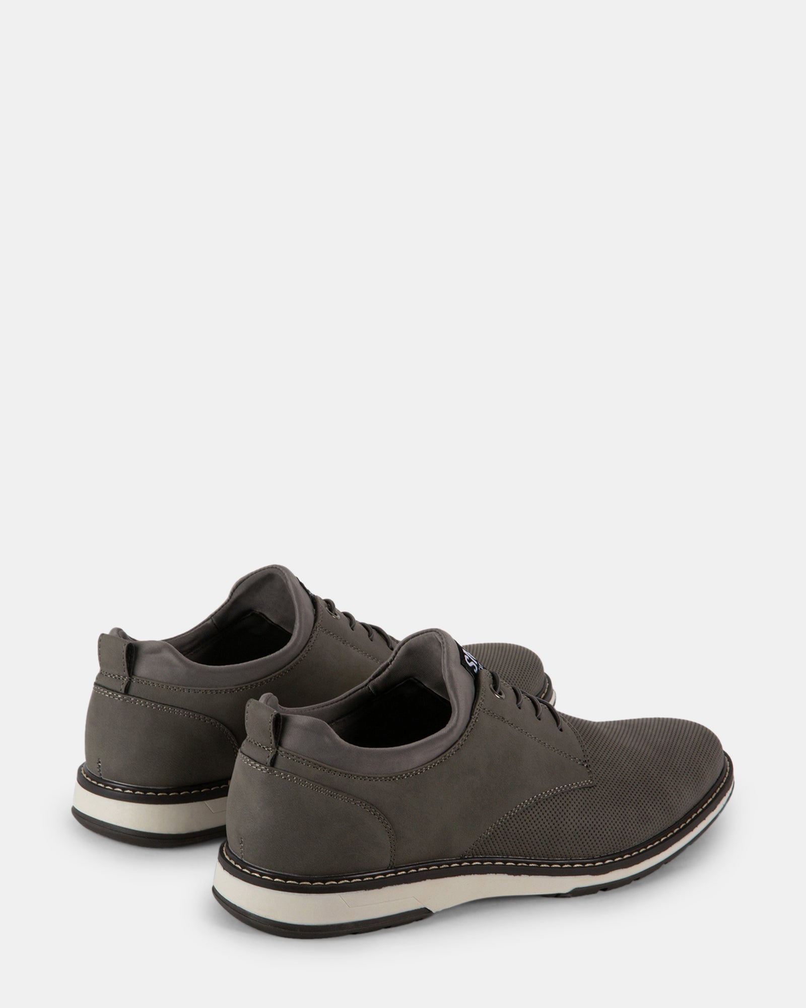 GYDEON GREY NUBUCK - Men's Shoes - Steve Madden Canada