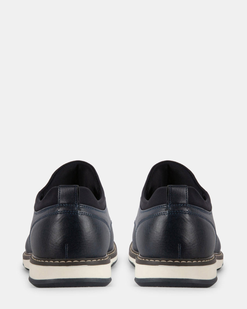 GYDEON NAVY NUBUCK - Men's Shoes - Steve Madden Canada