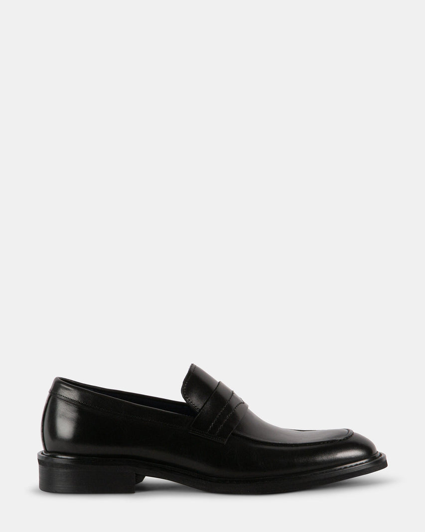 MAMMOTH BLACK LEATHER - Men's Shoes - Steve Madden Canada