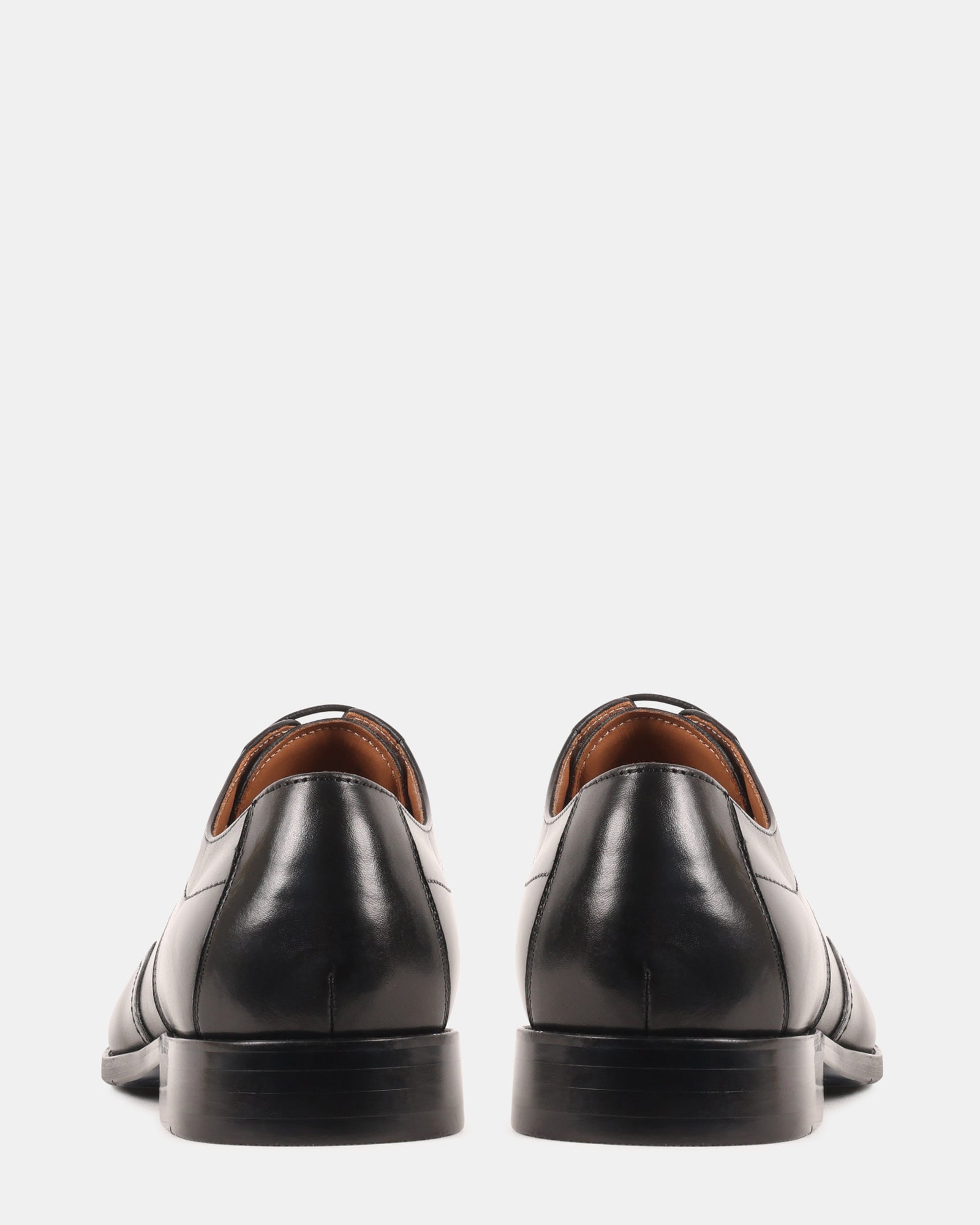 DISTRO BLACK LEATHER - Men's Shoes - Steve Madden Canada