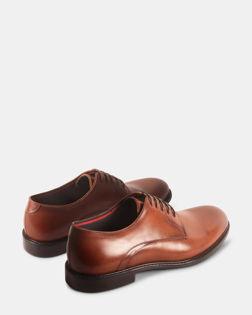 ESTEVIO BROWN LEATHER - Men's Shoes - Steve Madden Canada