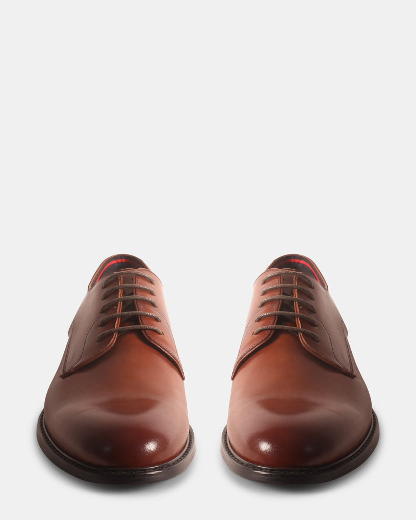 ESTEVIO BROWN LEATHER - Men's Shoes - Steve Madden Canada