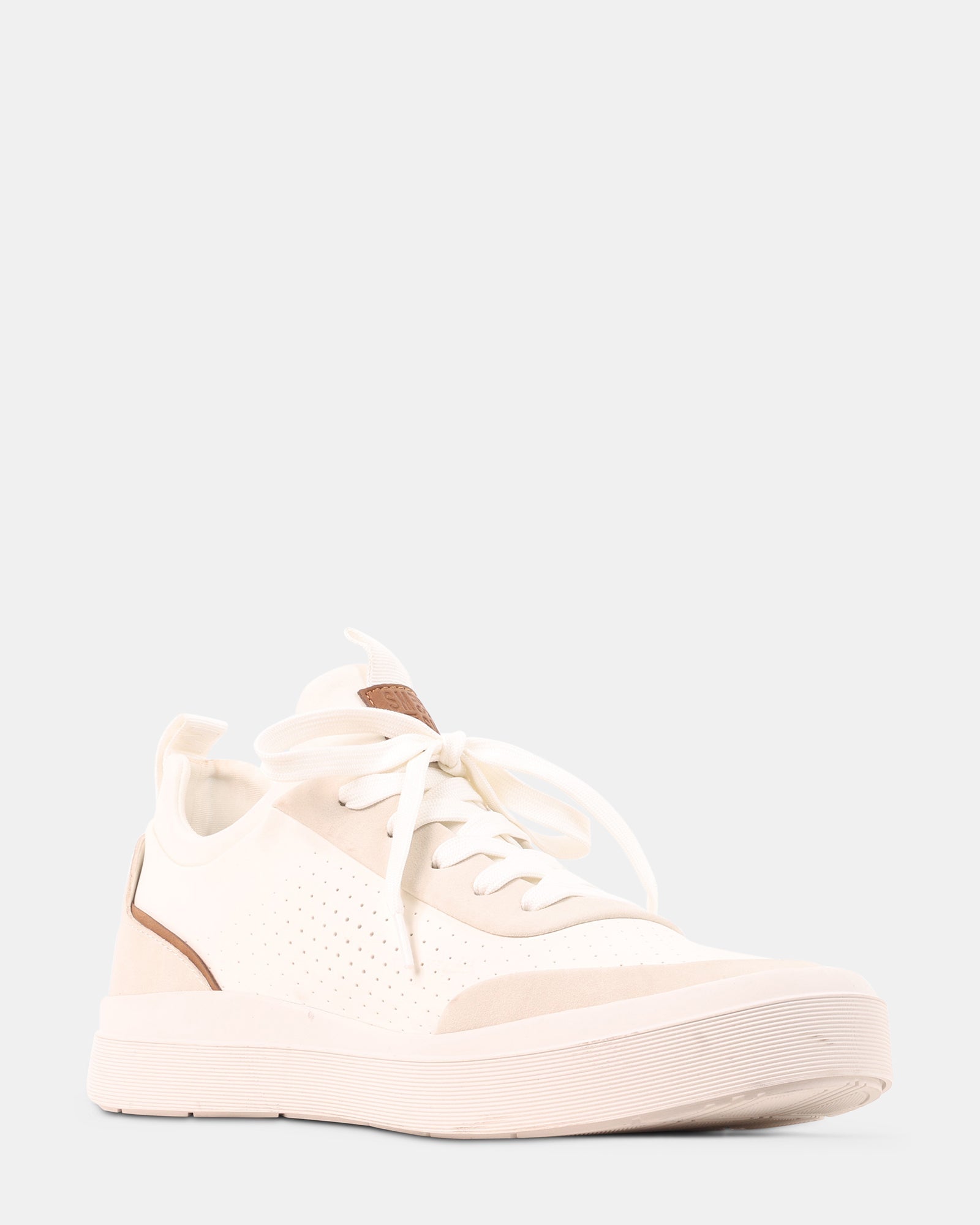 OCTAVIO WHITE NUBUCK - Men's Shoes - Steve Madden Canada
