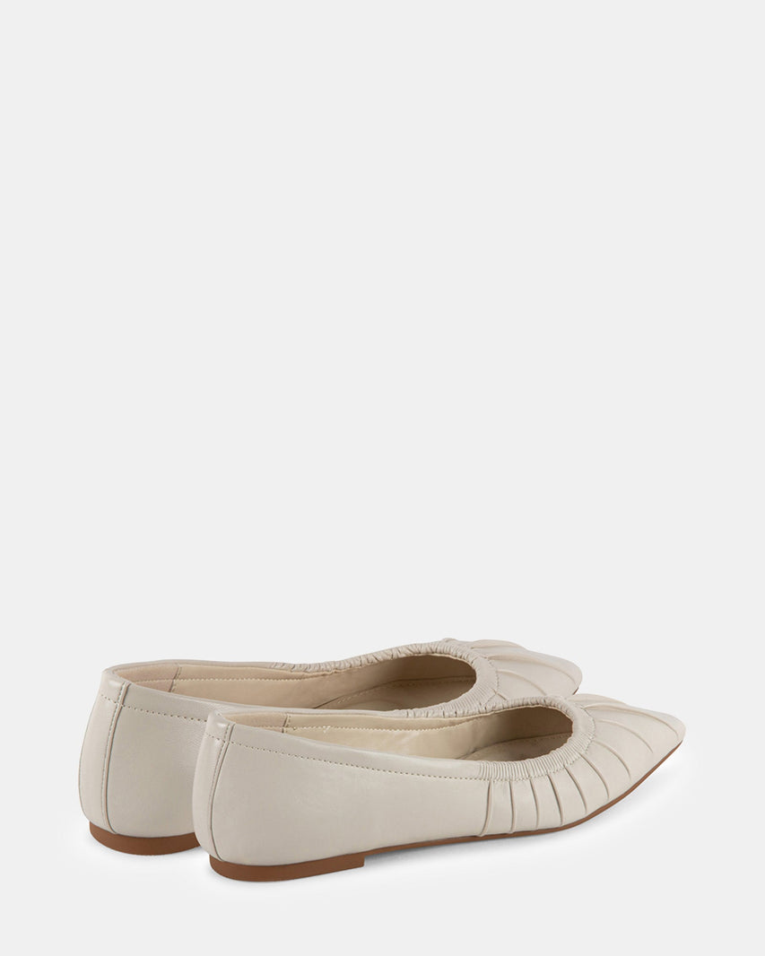 DARINGLY WHITE - Women's Shoes - Steve Madden Canada