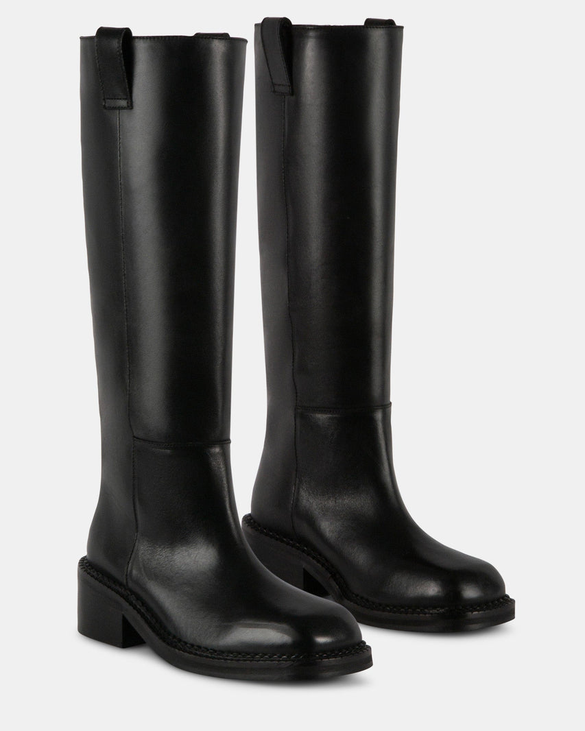 ESCAPADE BLACK LEATHER - Women's Shoes - Steve Madden Canada