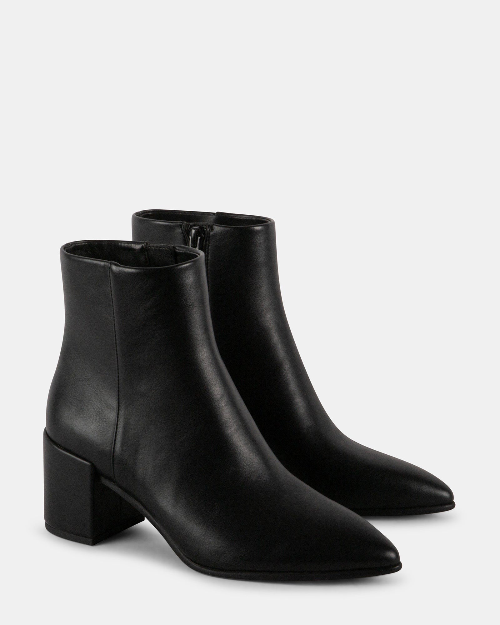 IZZYY BLACK - Women's Shoes - Steve Madden Canada