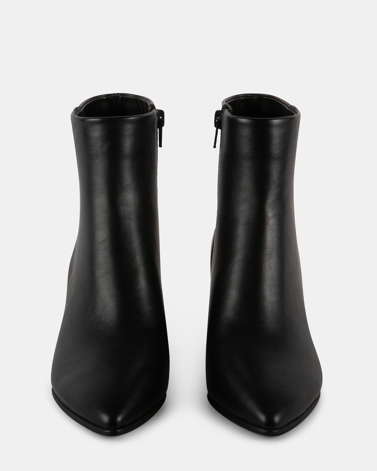 IZZYY BLACK - Women's Shoes - Steve Madden Canada