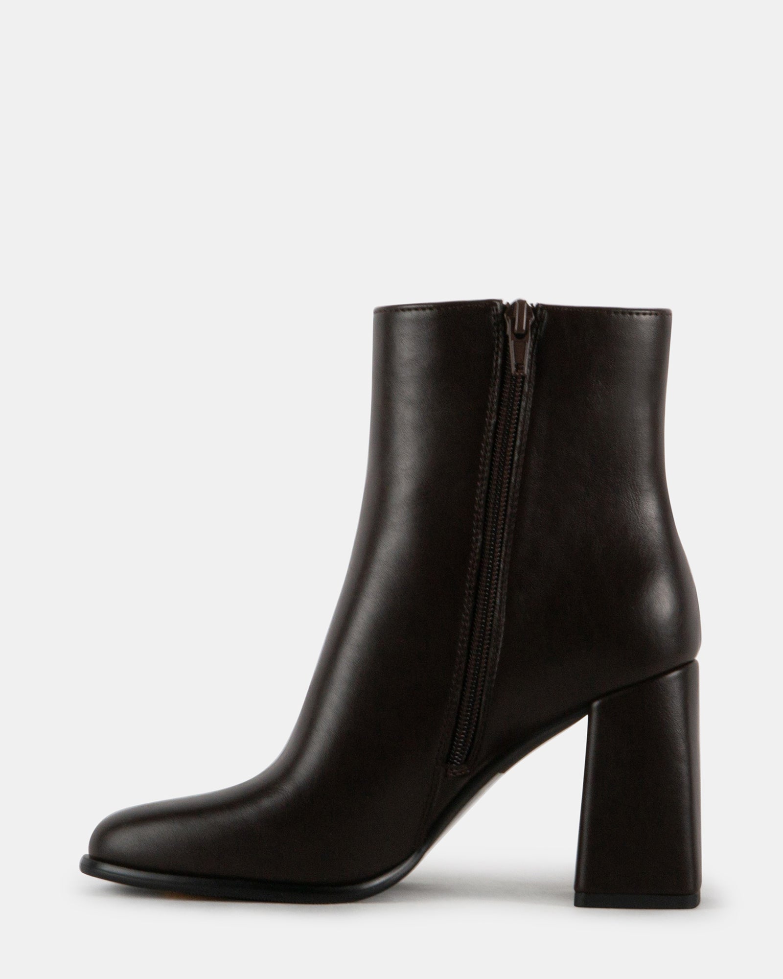 KELSEYY BROWN - Women's Shoes - Steve Madden Canada