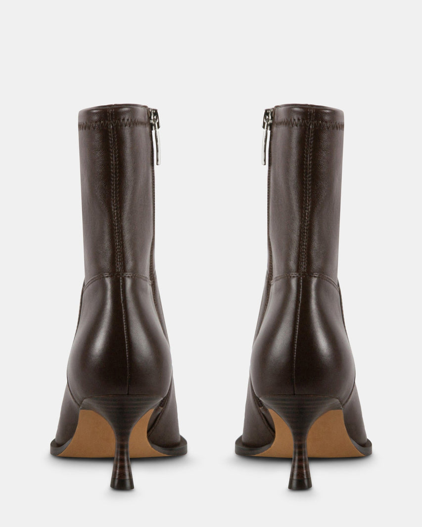 STASIA BROWN LEATHER - - Steve Madden Canada