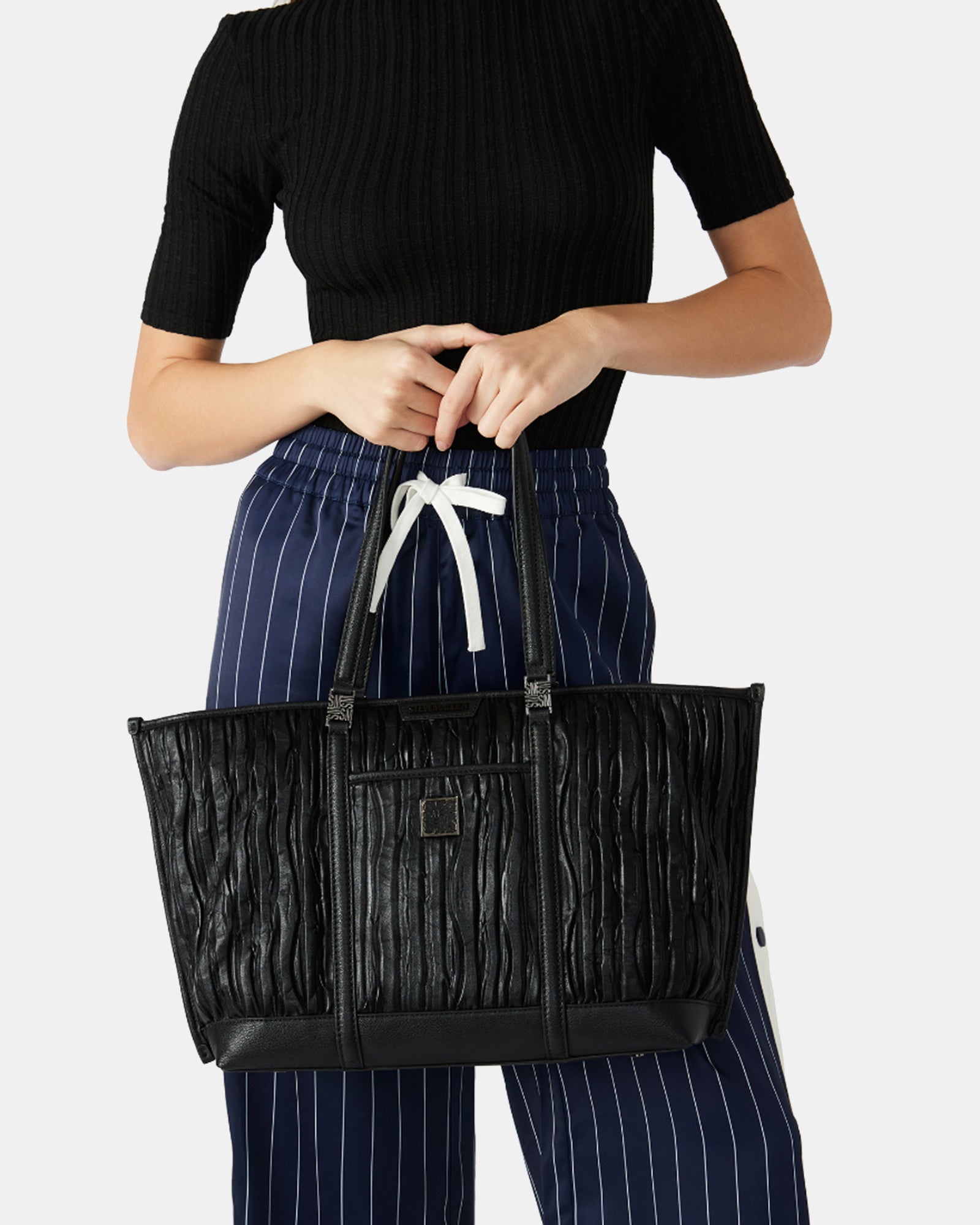 BAKARI BLACK - Handbags - Steve Madden Canada