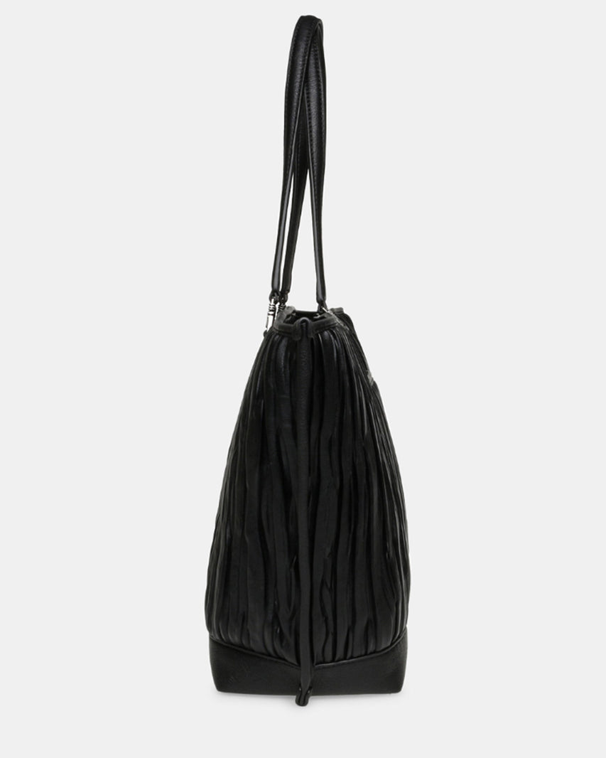 BAKARI BLACK - Handbags - Steve Madden Canada