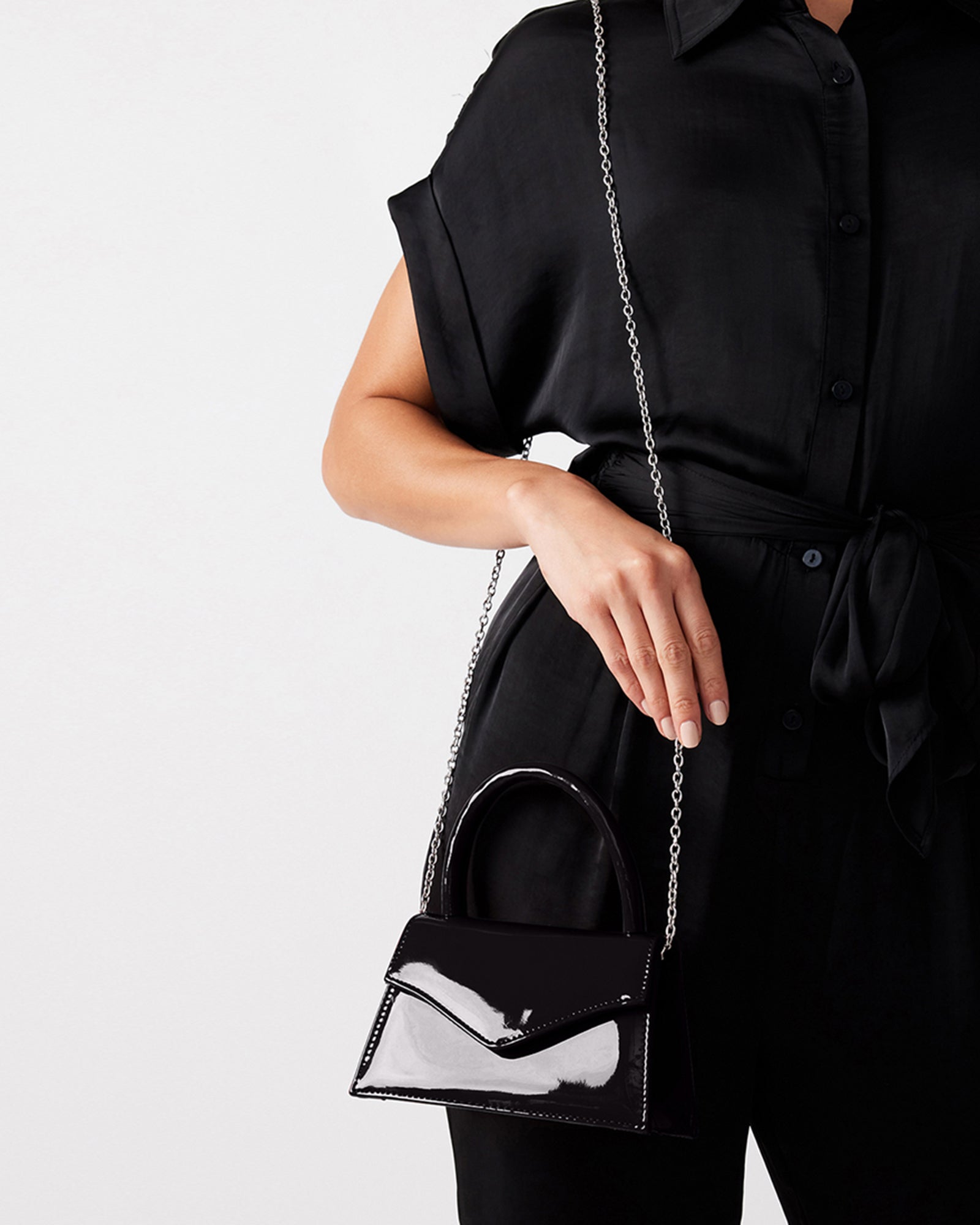 BAMINIA BLACK PATENT - Handbags - Steve Madden Canada