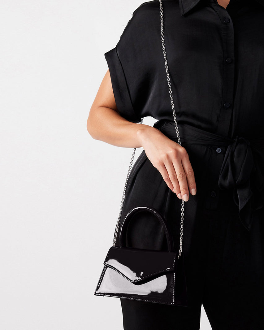 BAMINIA BLACK PATENT - Handbags - Steve Madden Canada