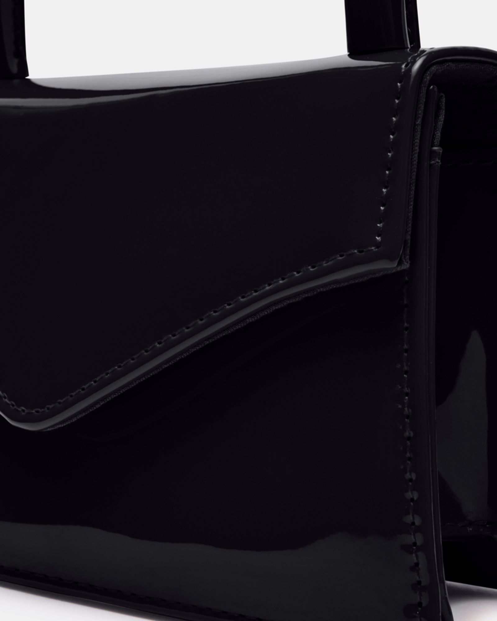 BAMINIA BLACK PATENT - Handbags - Steve Madden Canada