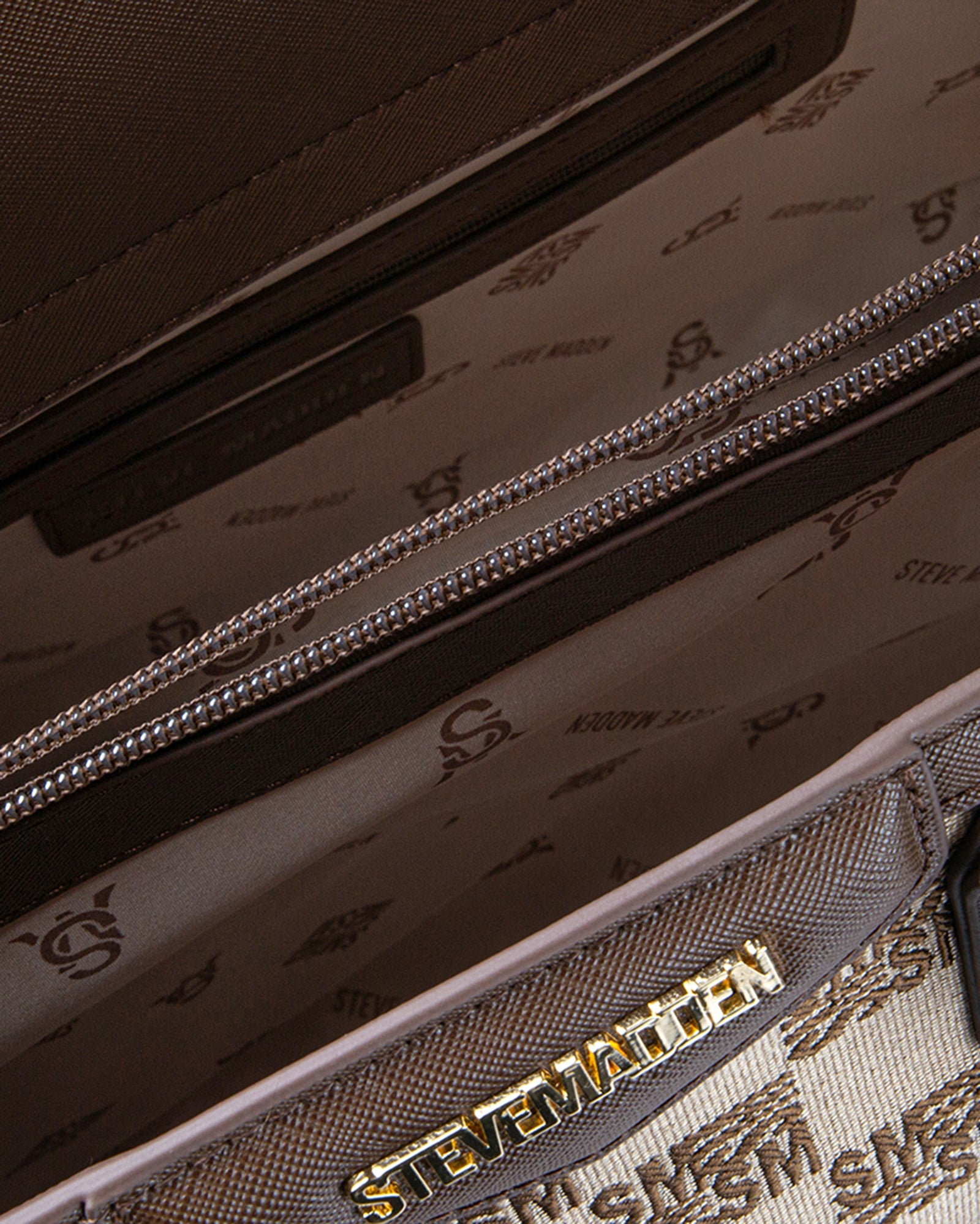 BCHRIS BROWN - Handbags - Steve Madden Canada