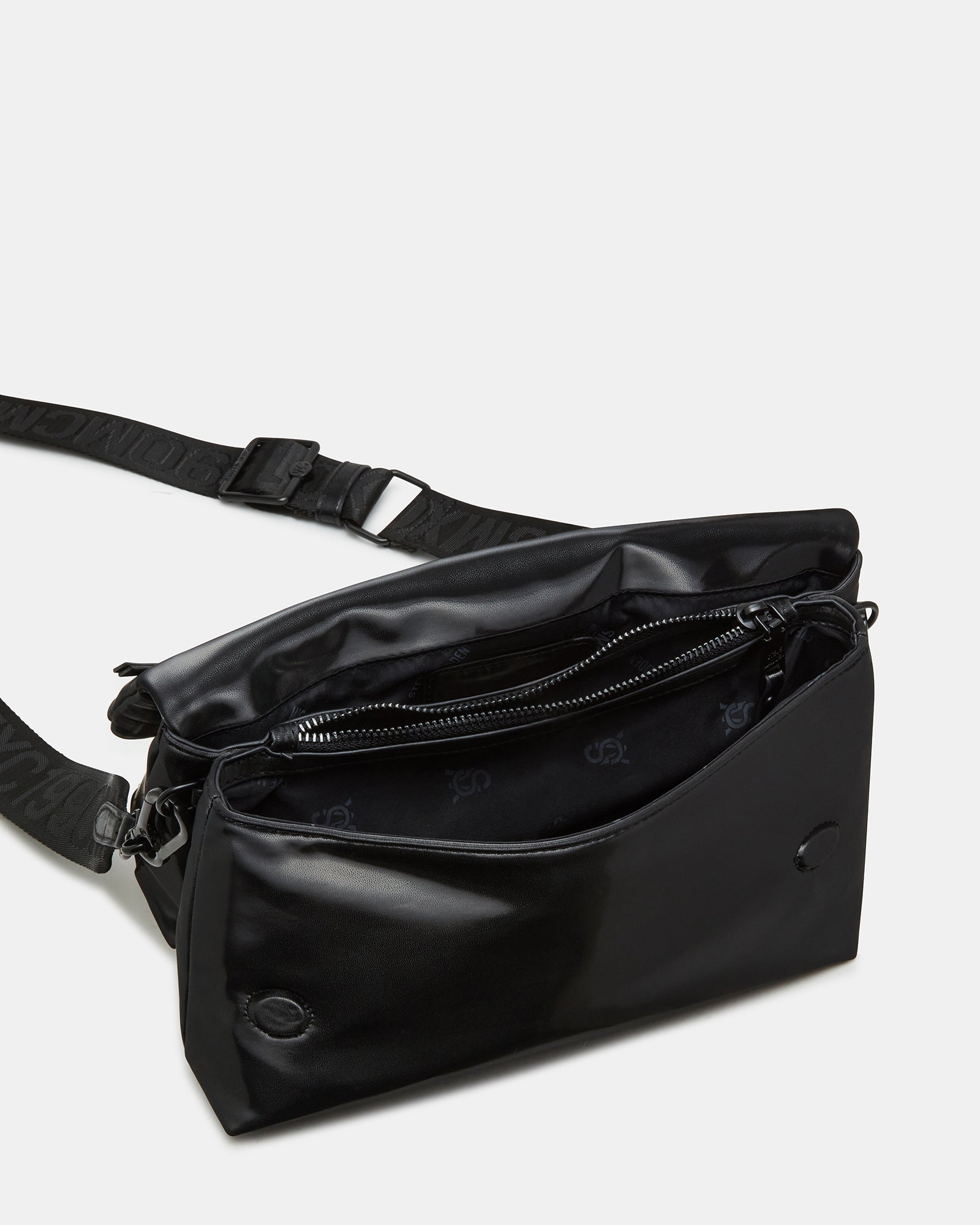 BFIN-V BLACK - Handbags - Steve Madden Canada