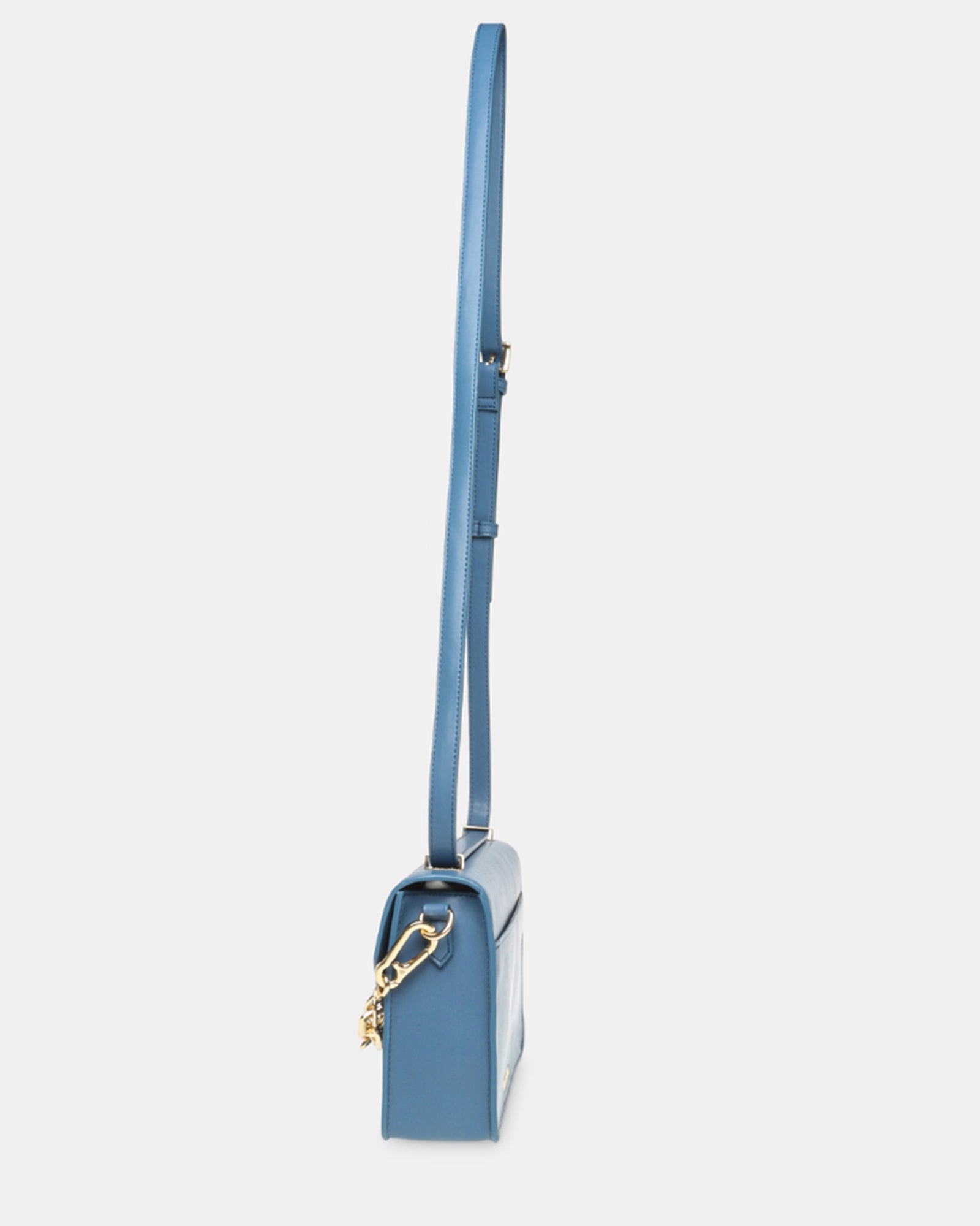 BINDIO-L BLUE - Handbags - Steve Madden Canada